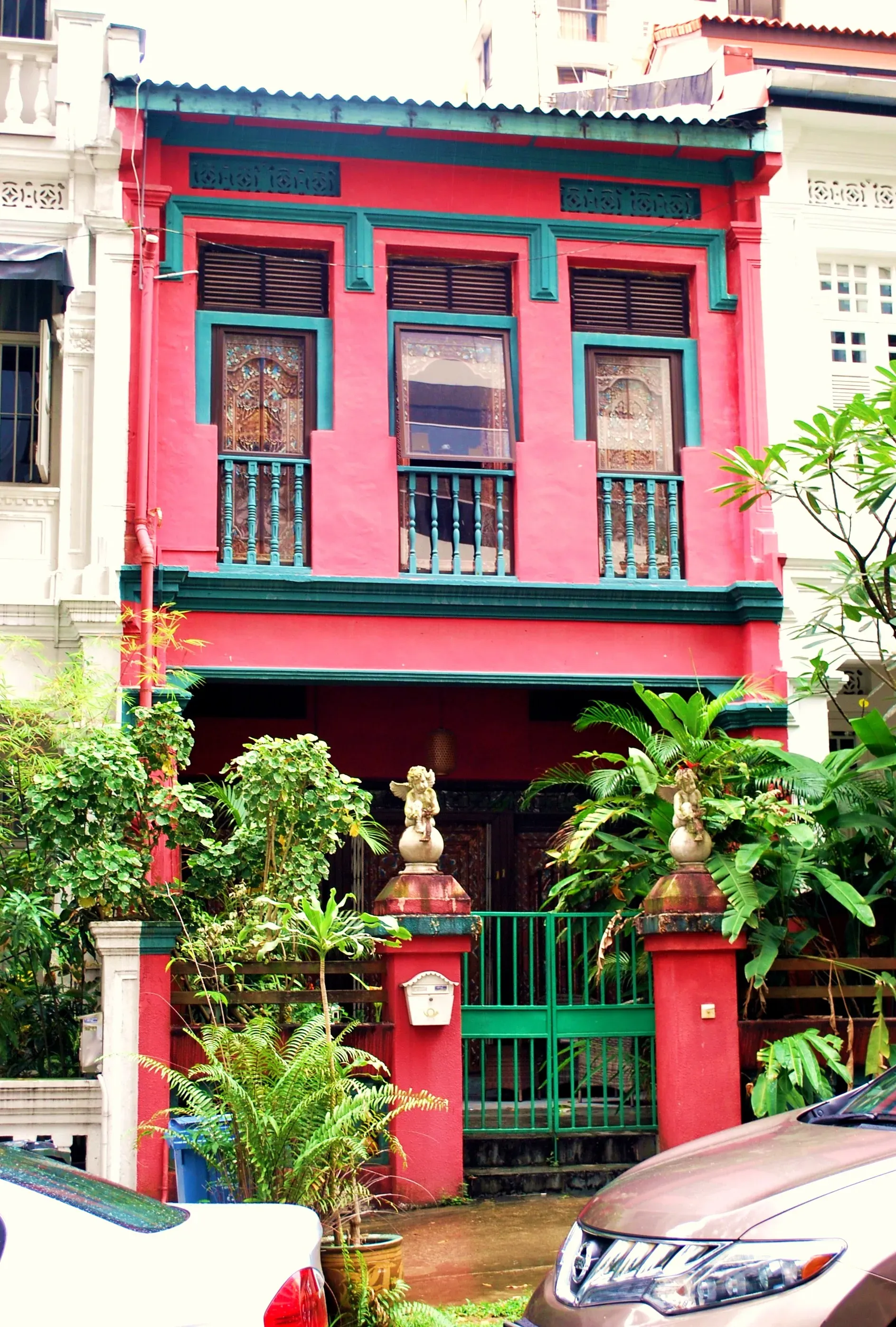 Front facade of 11 Martaban Road