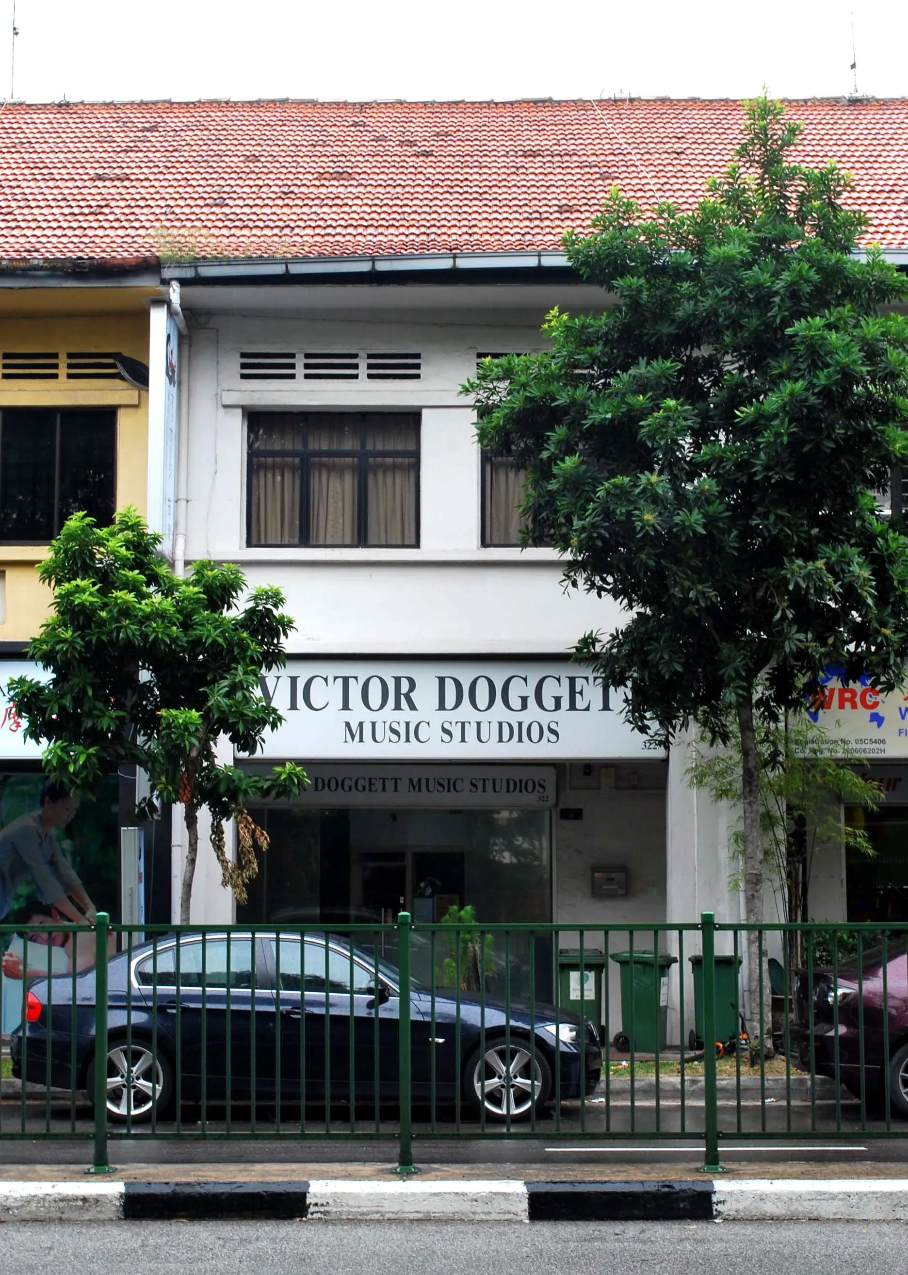 Front facade of 322 Tanjong Katong Road