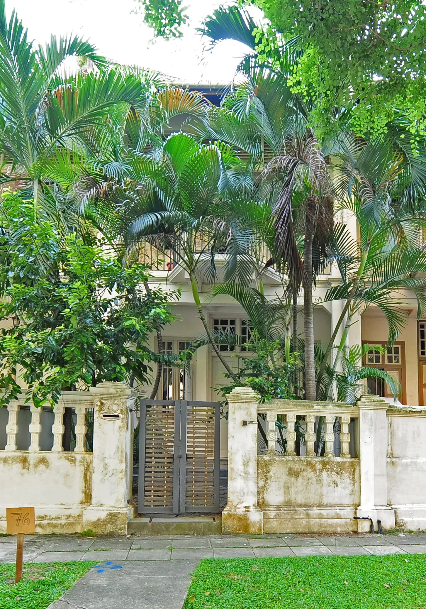 Front facade of 76 Cairnhill Road