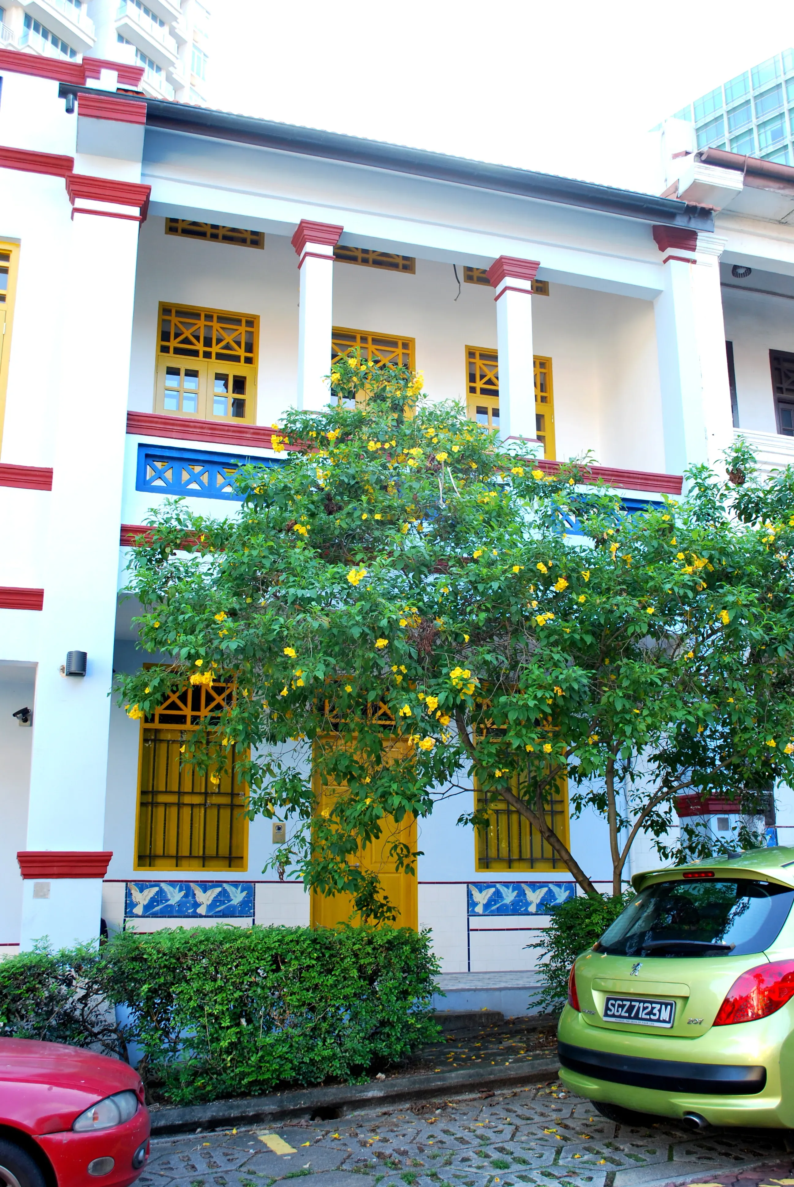 Front facade of 123 Emerald Hill Road