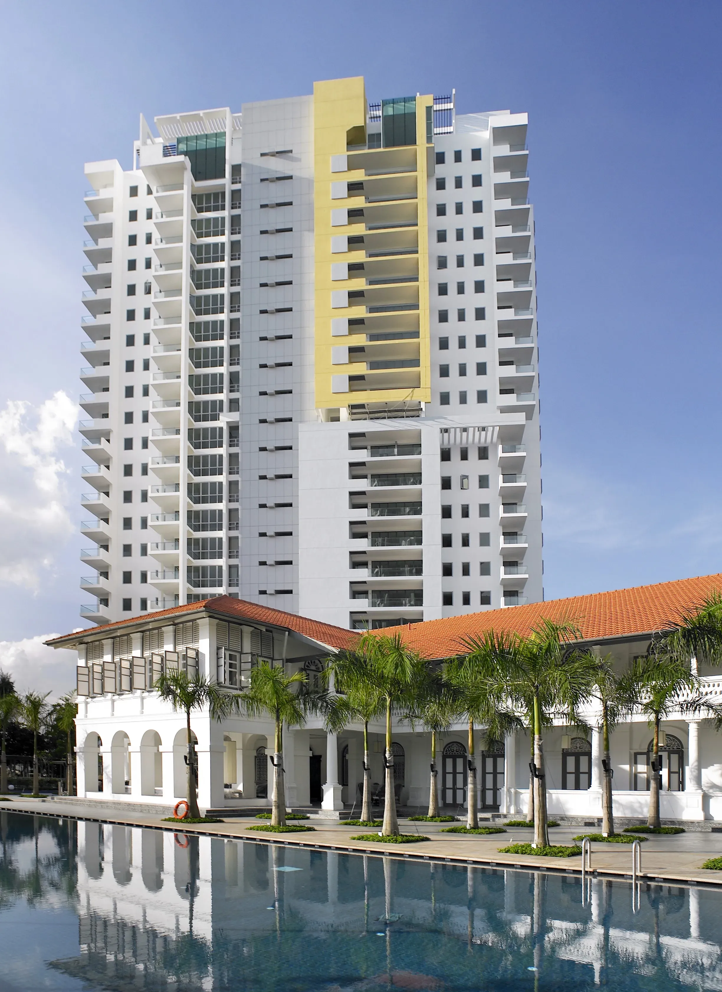 Building of 4 Draycott Park