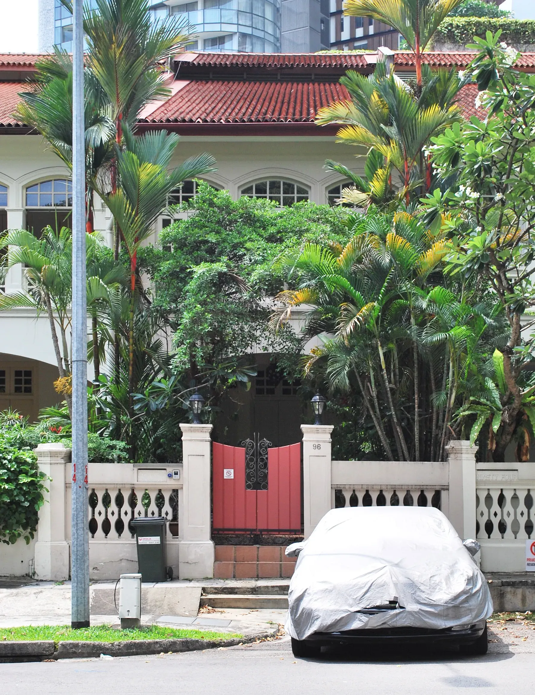 Front facade of 96 Cairnhill Road