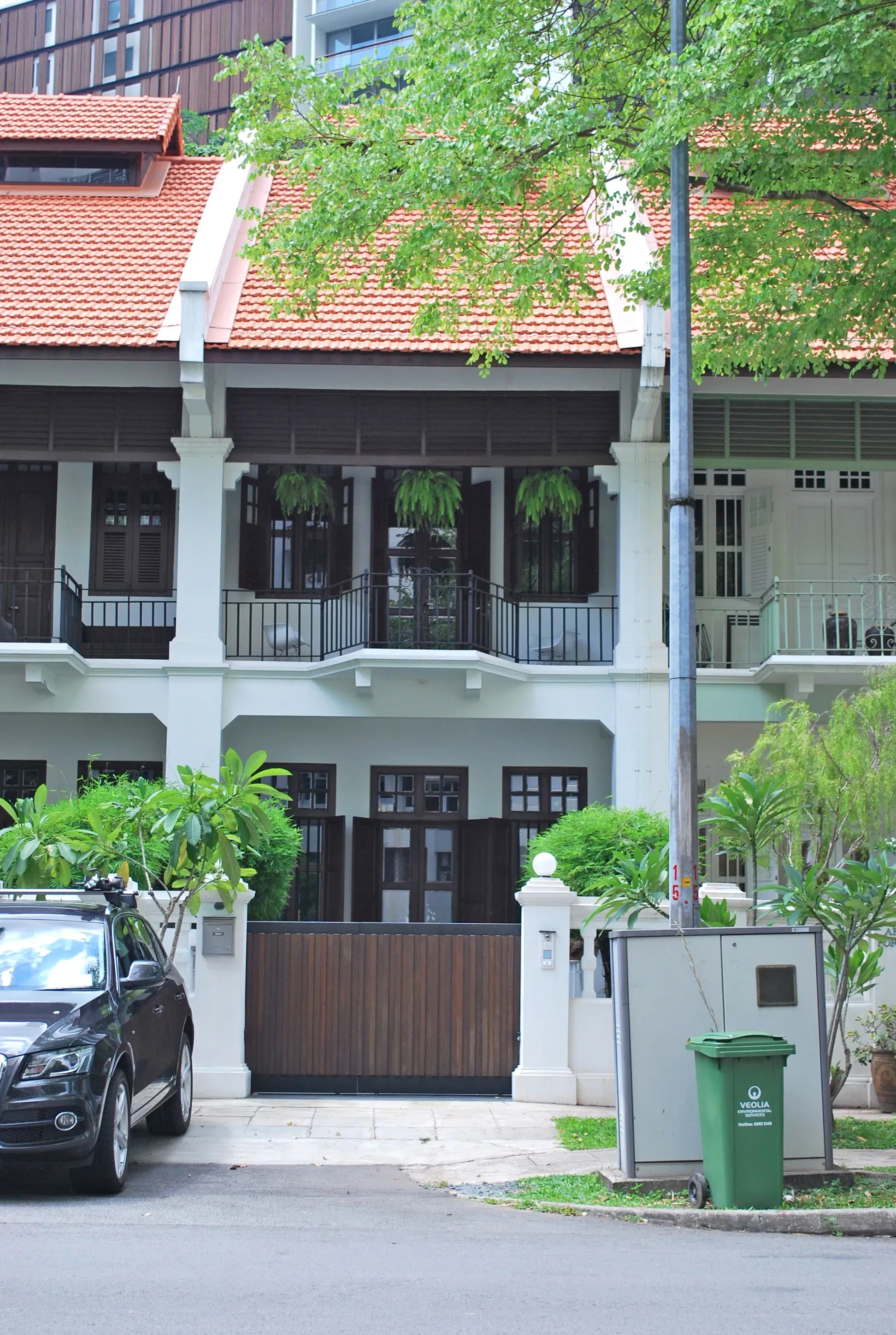 Front facade of 84 Cairnhill Road