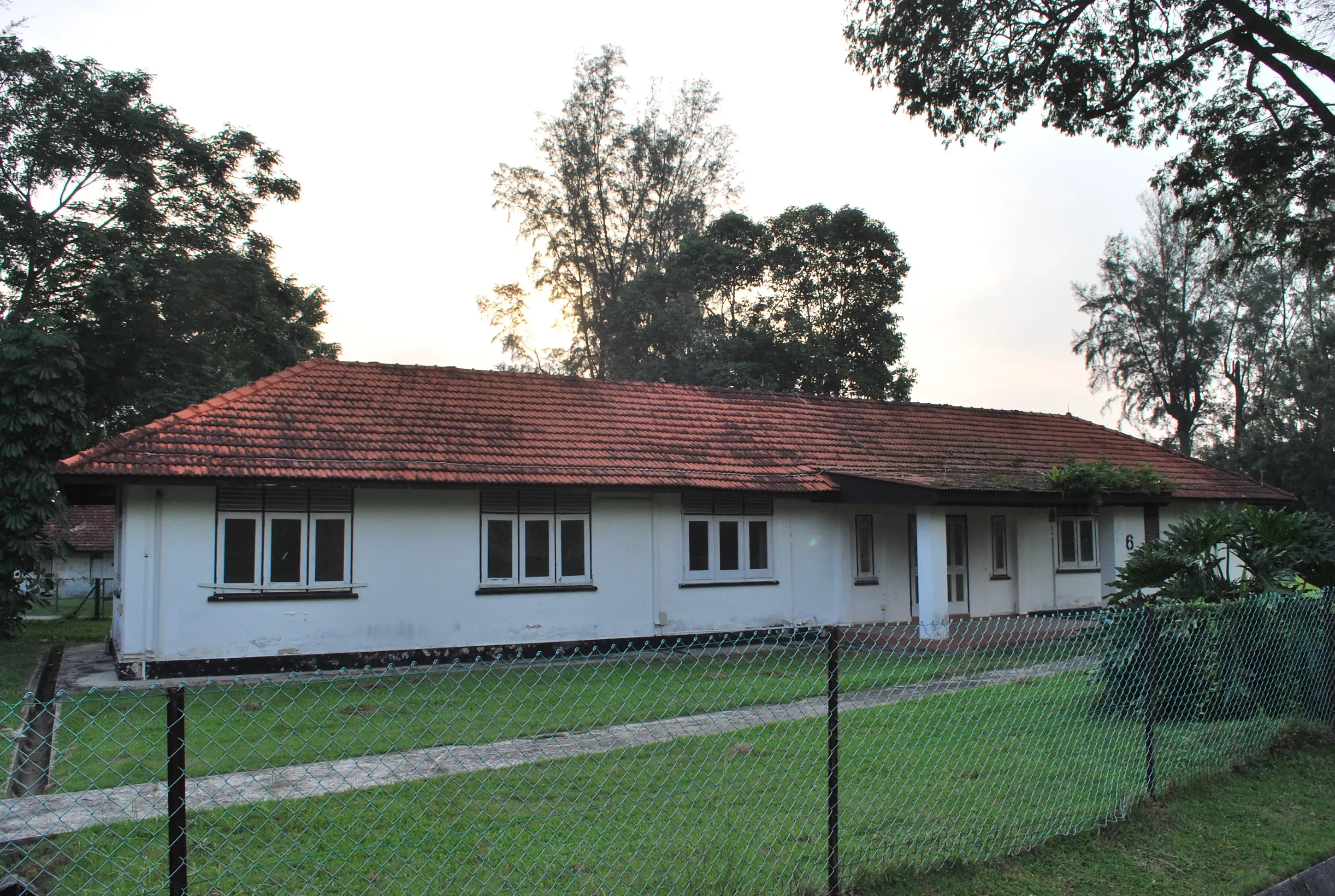 Front facade of 6 The Oval