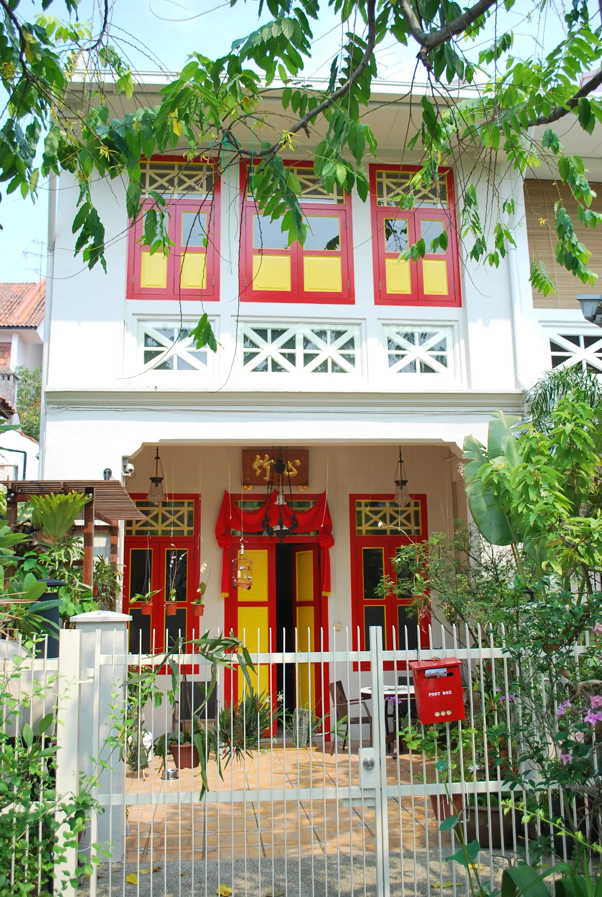 Front facade of 40 Chapel Road
