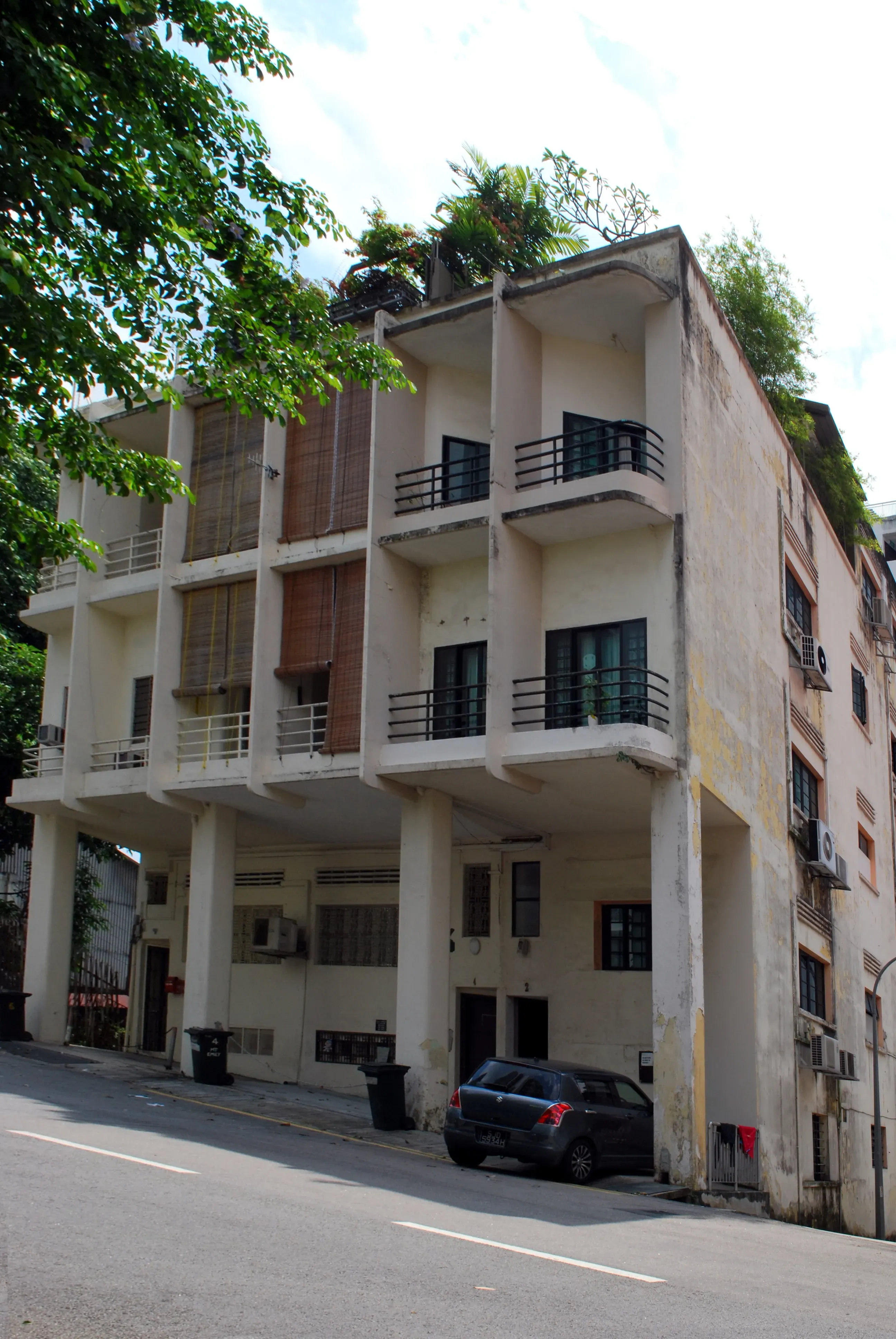 Front facade of 4 Mount Emily Road