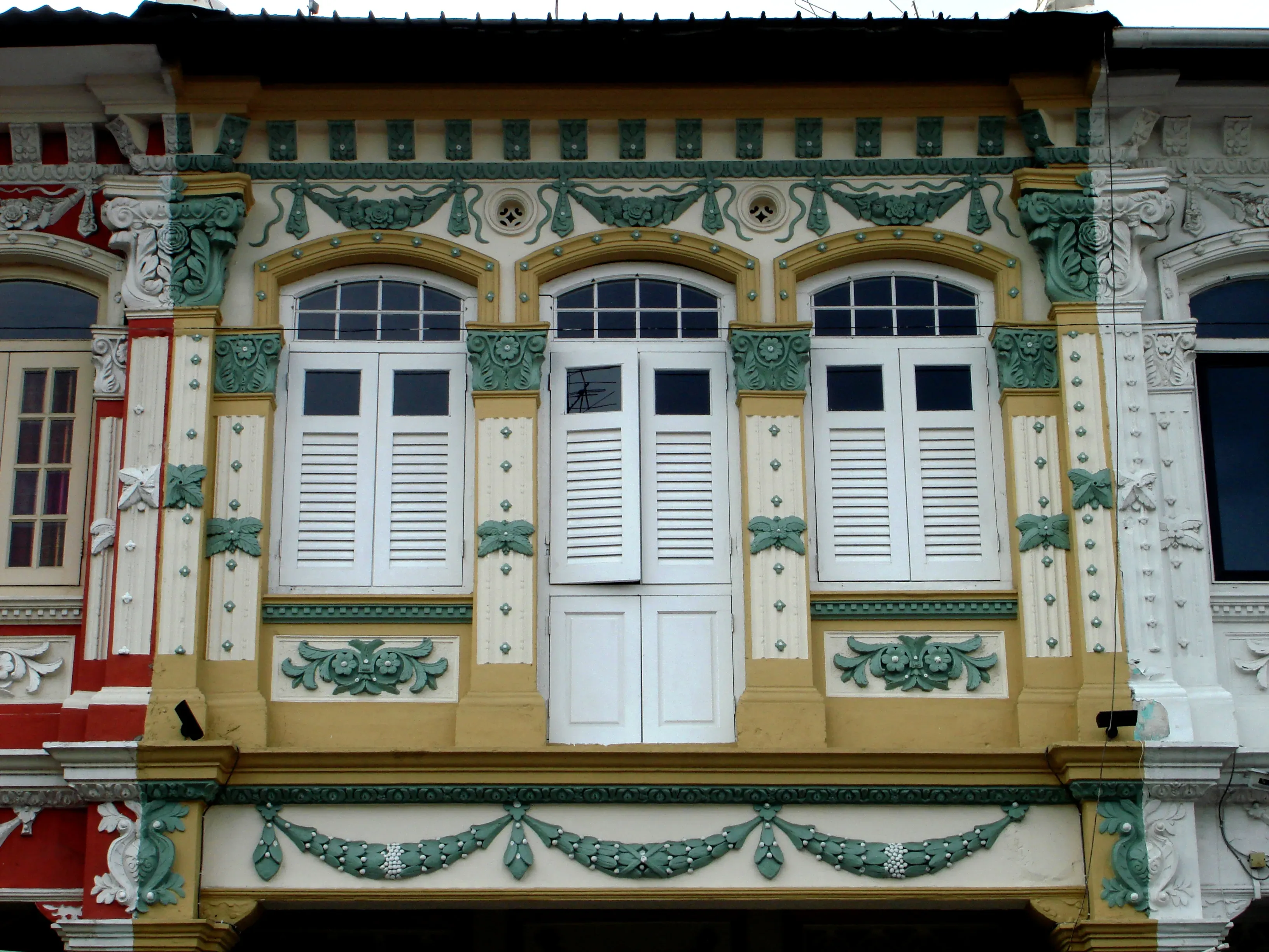 Building of 454 Race Course Road