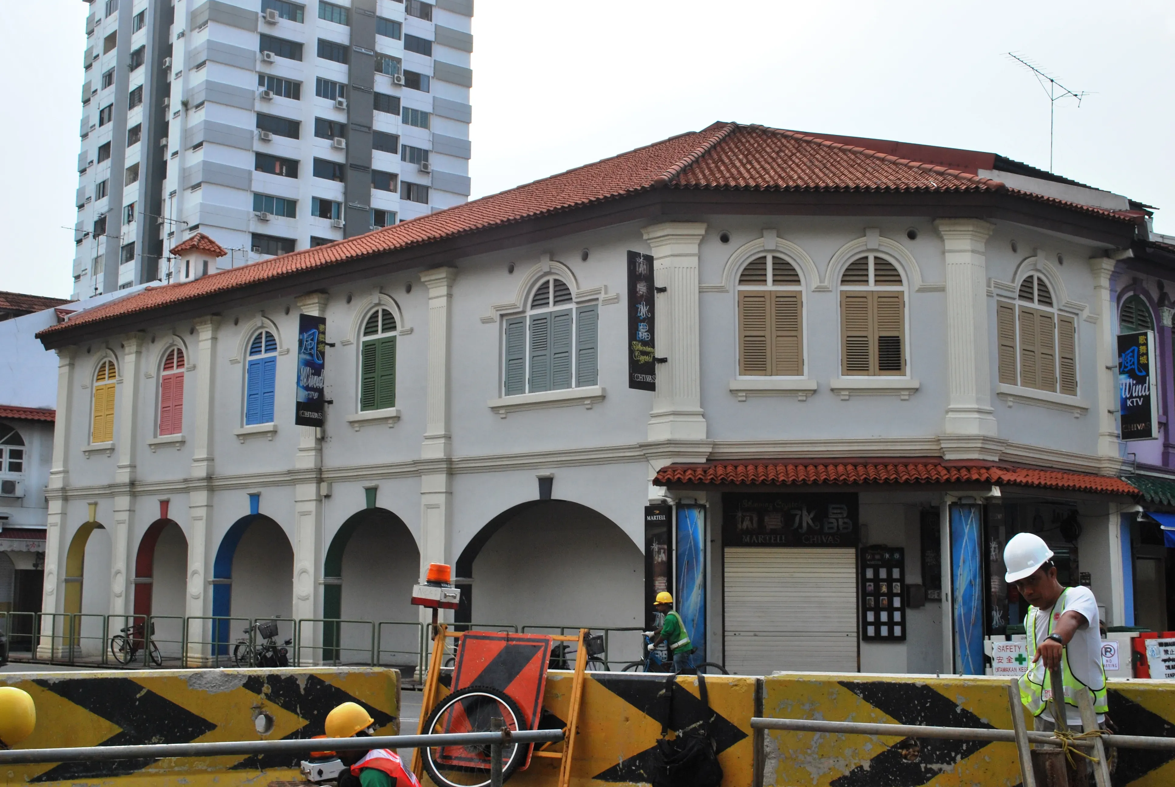 Front facade of 201 Syed Alwi Road
