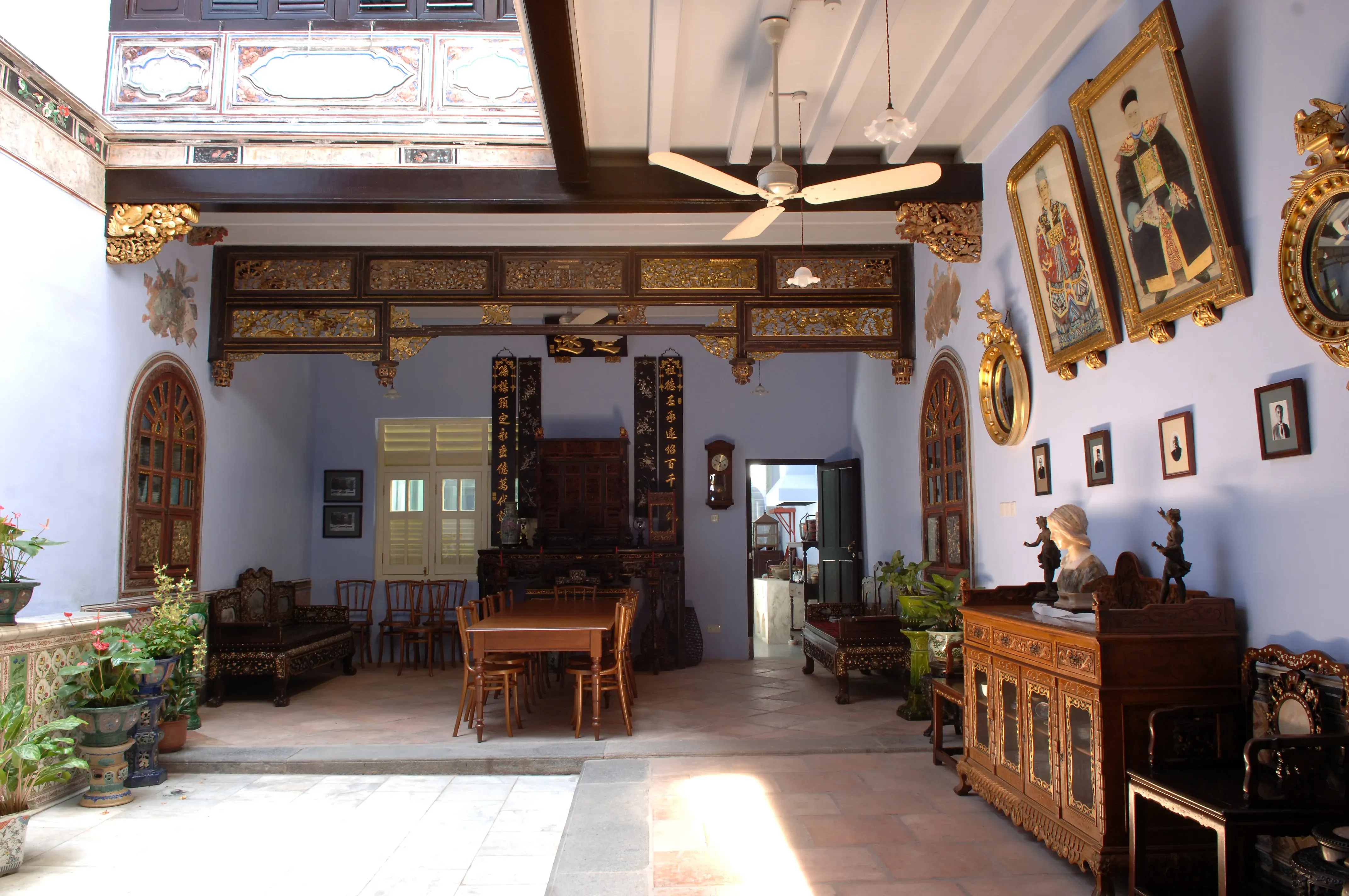 Building of 157 Neil Road