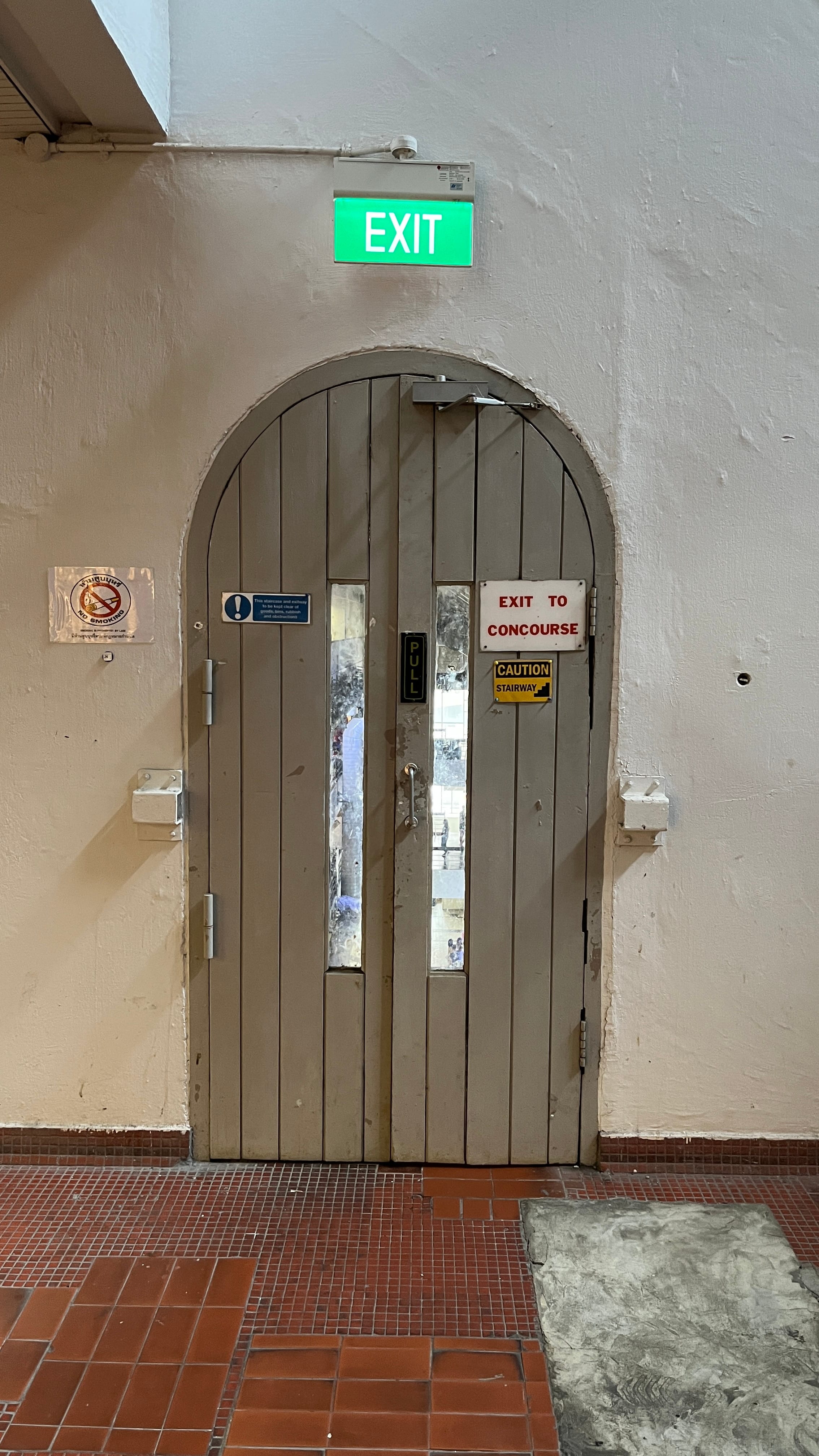 Enter a descriptive alt text.