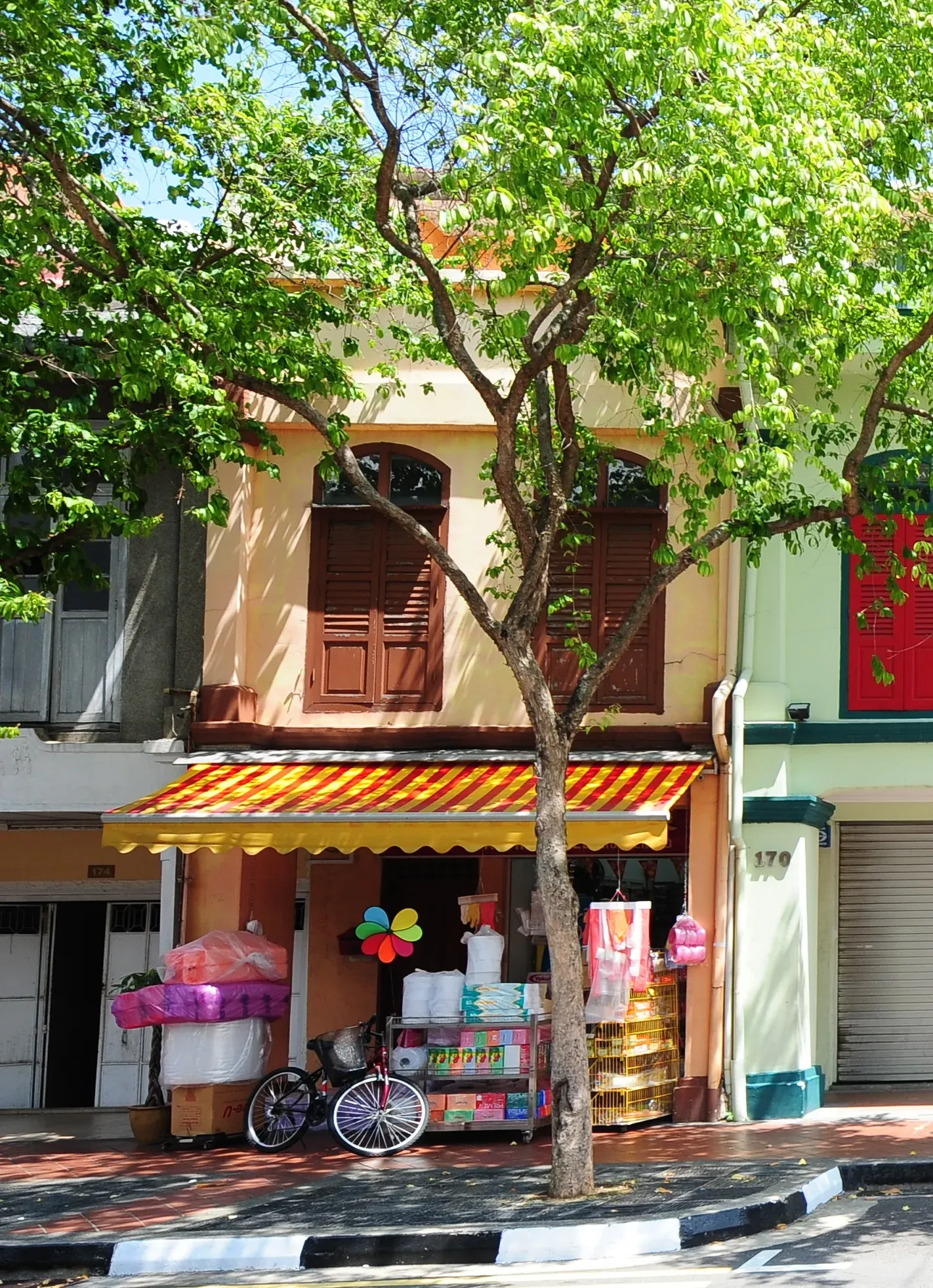 Front facade of 172 Joo Chiat Road