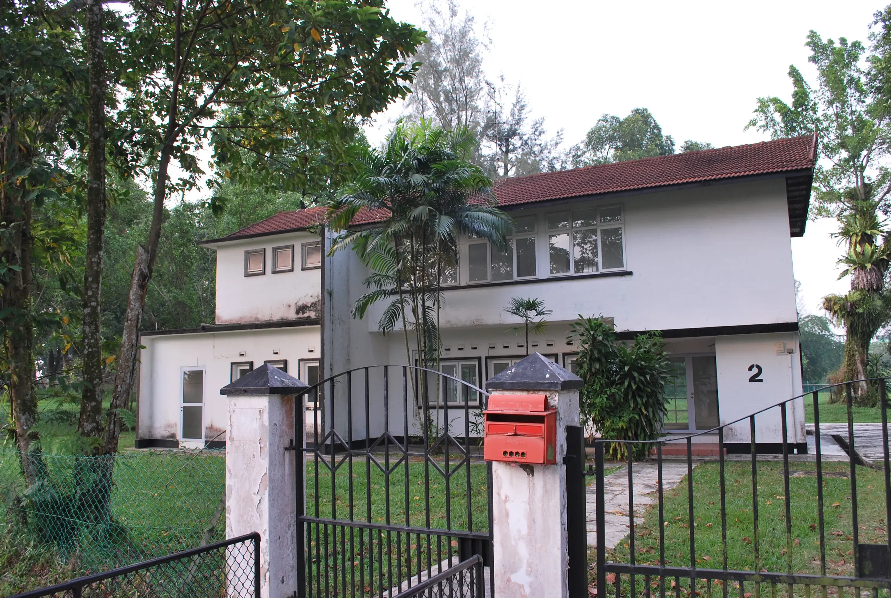 Front facade of 2 The Oval