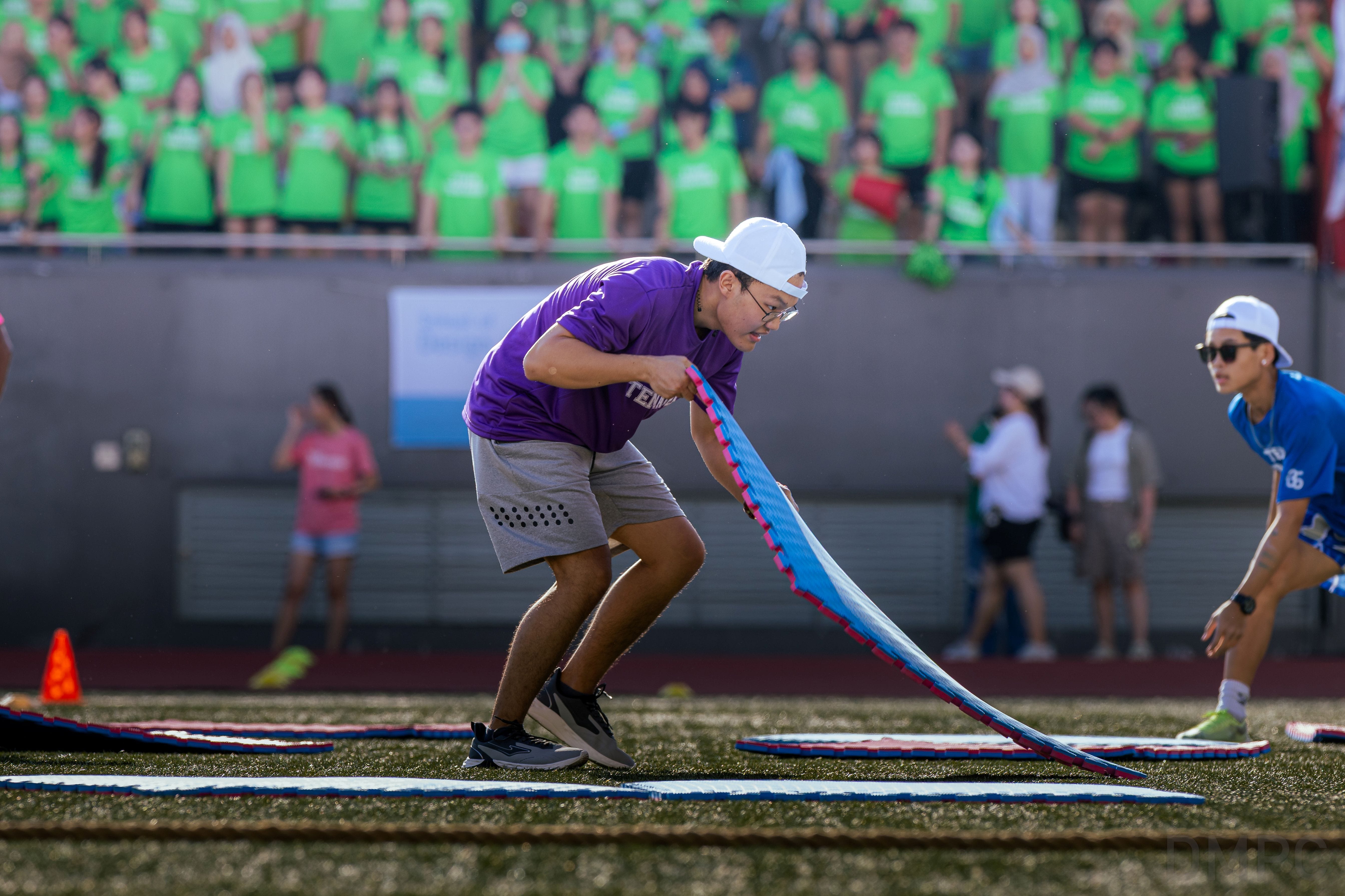 Image of student participants playing the Flip Frenzy game at the finale