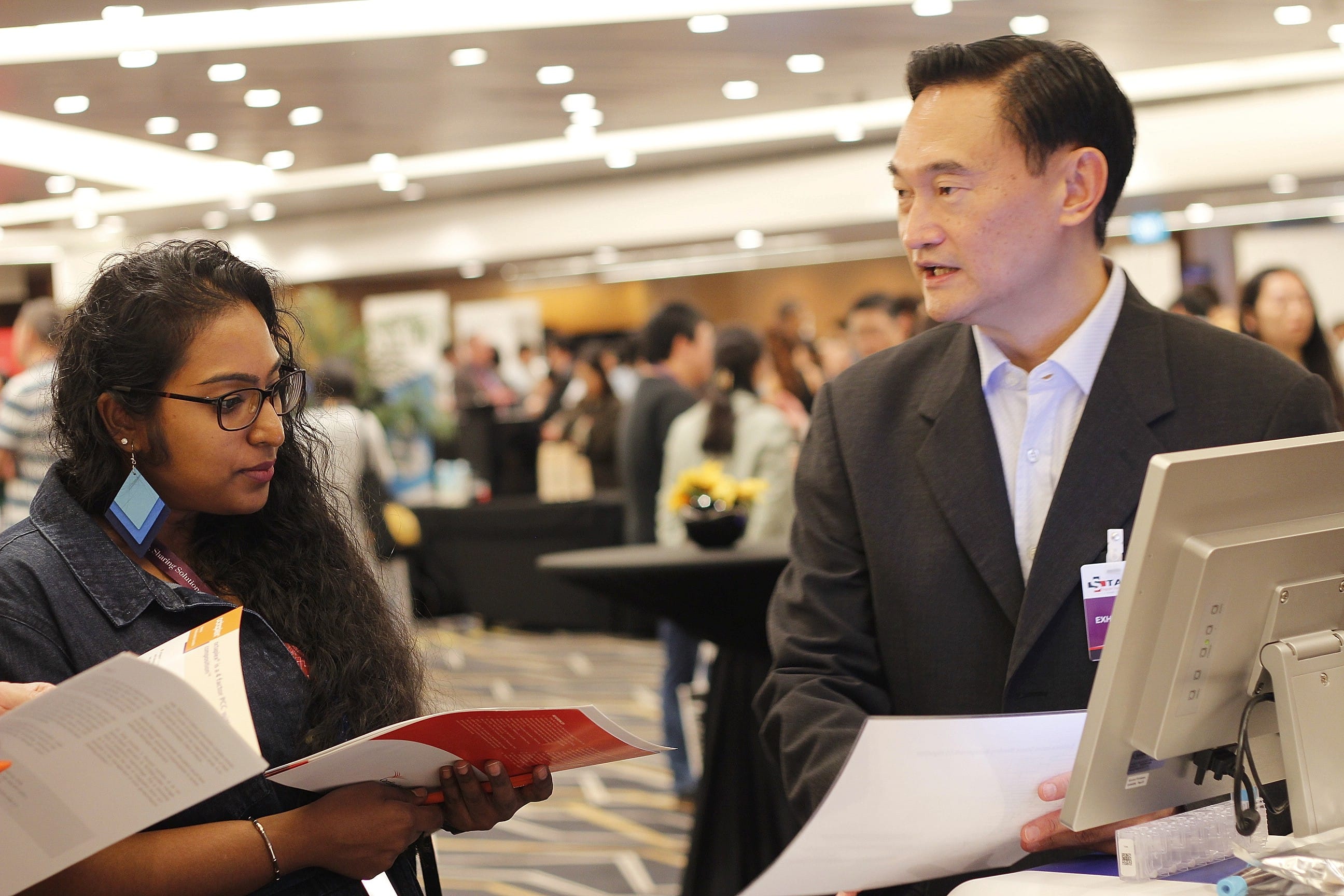 A vendor is engaging a participant