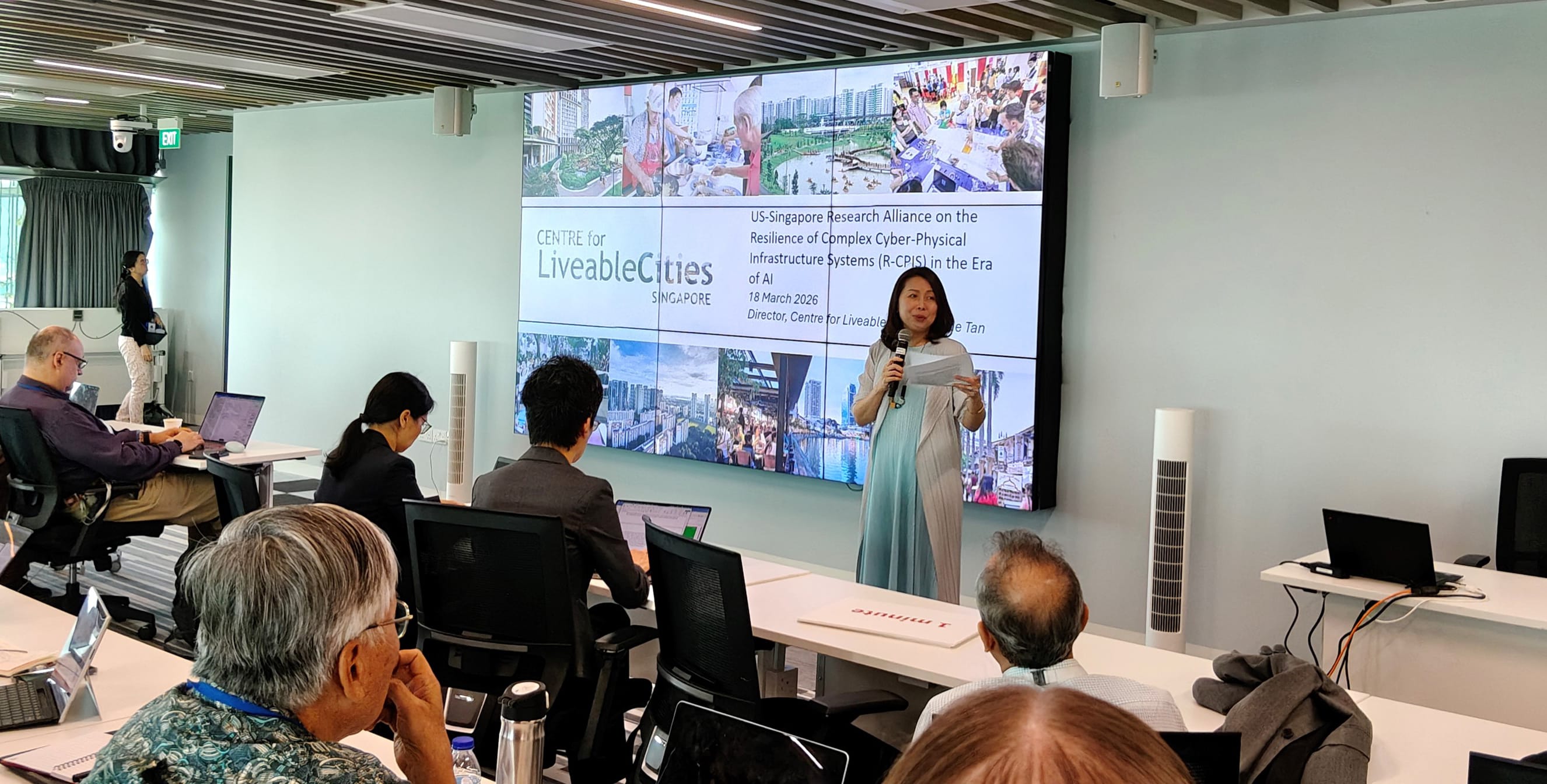 Research Director Elaine Tan giving the opening Keynote at the US-Singapore Research Alliance