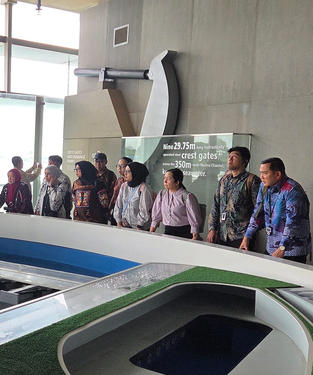 Jakarta delegations at Sustainable Singapore Gallery at Marina Barrage