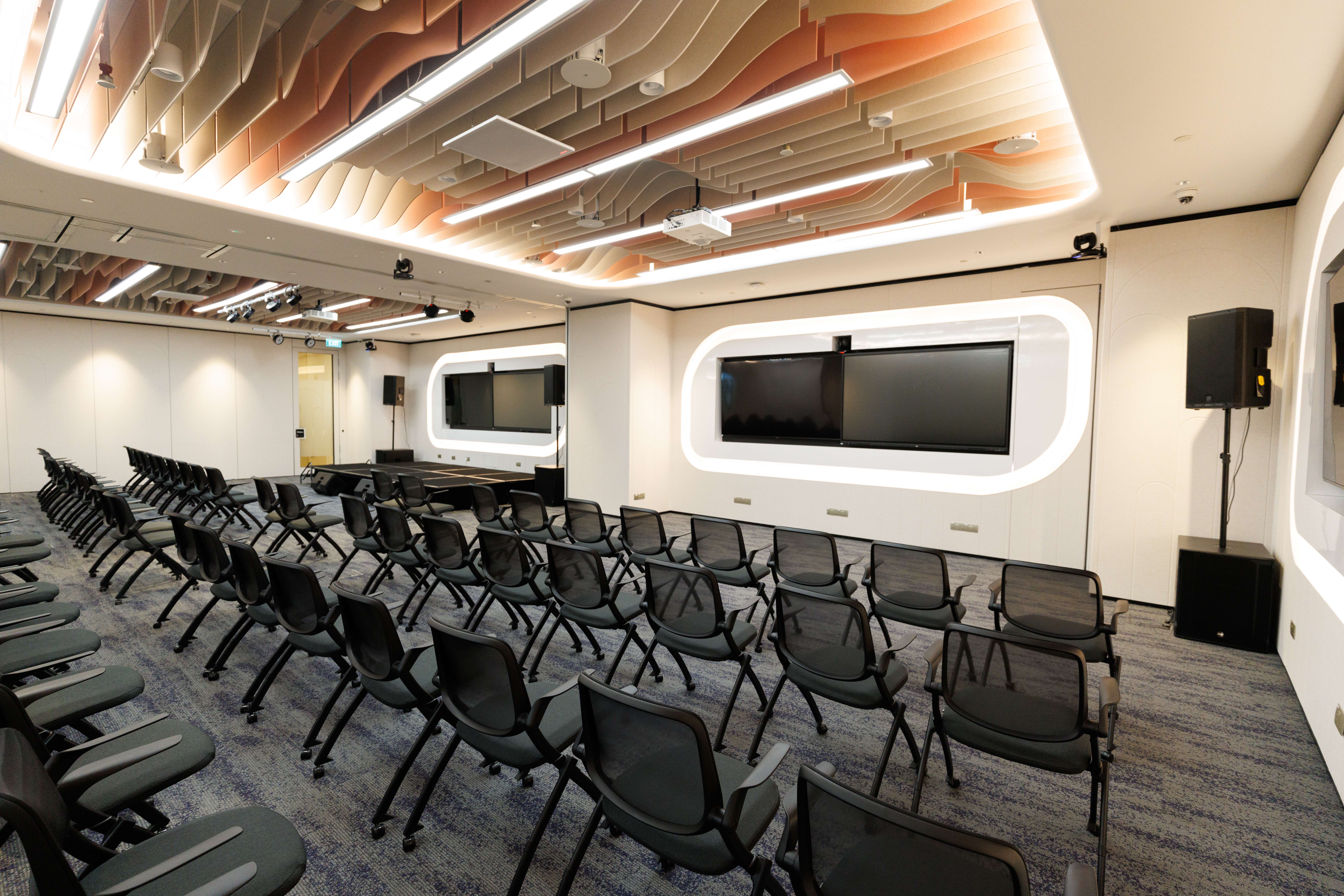 Combined Transcend & Advance Room (Training Room 1 & 2)