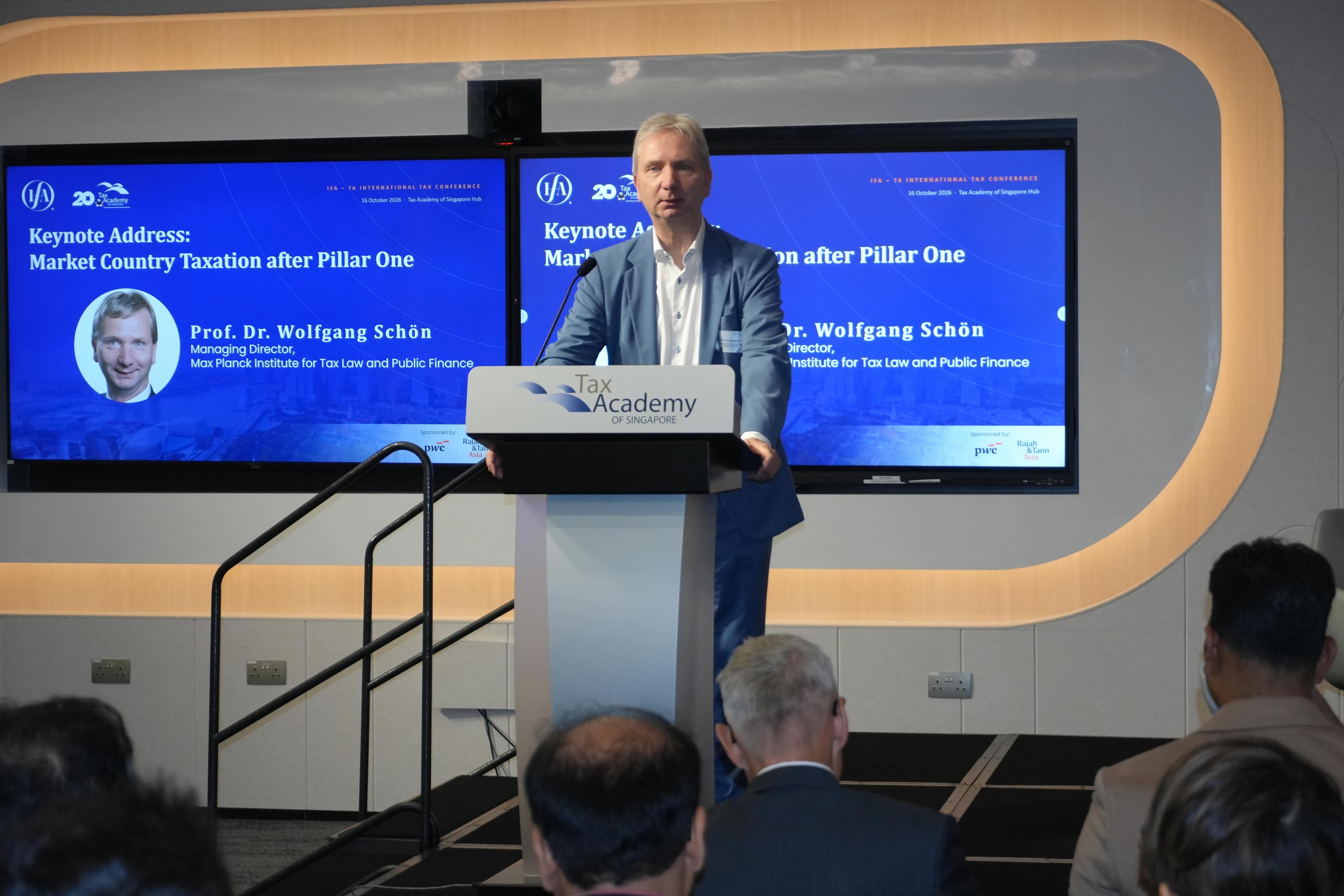 Prof. Dr. Wolfgang Schön delivering the keynote address