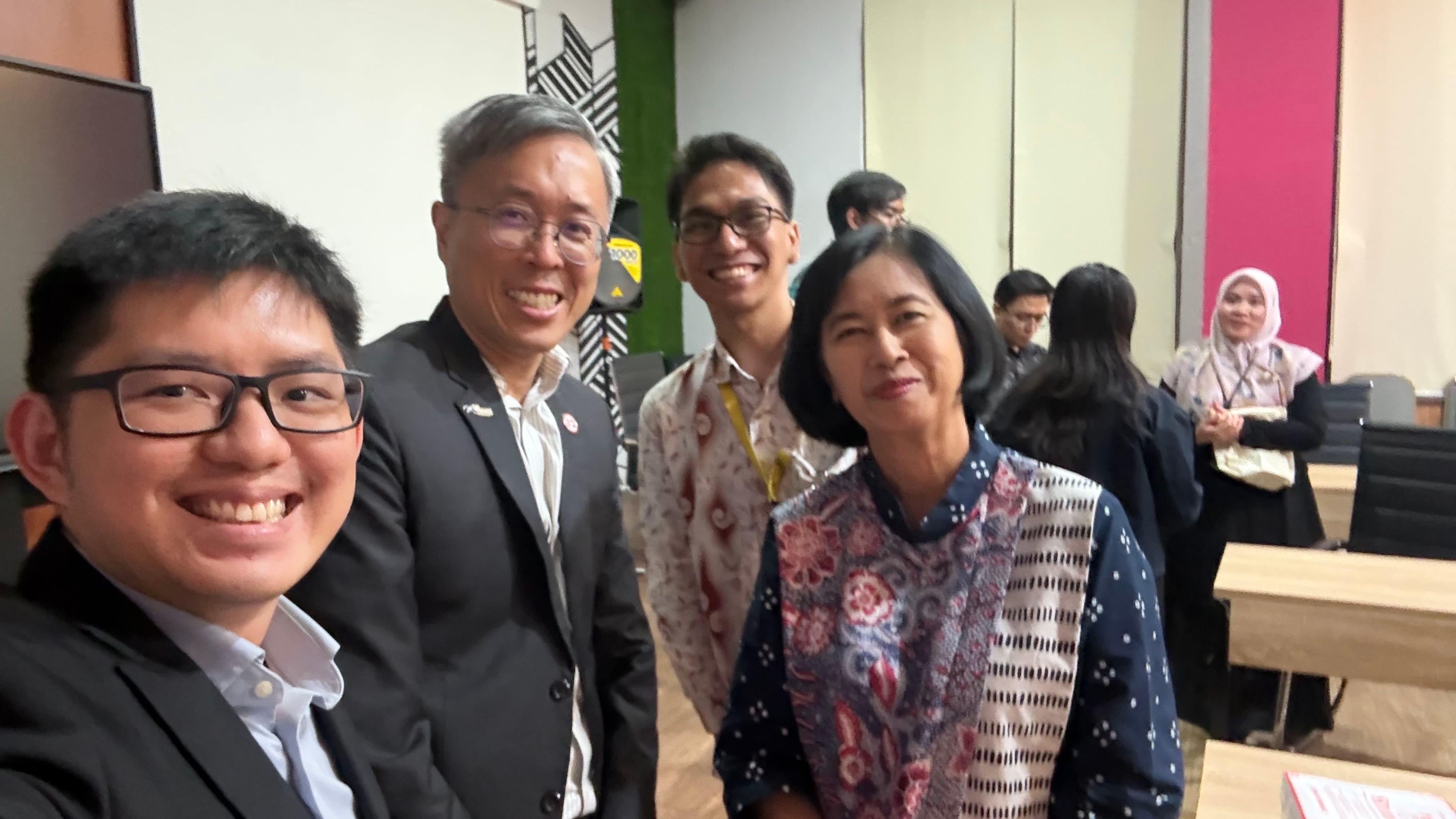 Tax Academy Digital & Innovation Lead, Mr. Sim Chen Xing; CEO Tax Academy of Singapore, Mr. Dennis Lui; Research and Training Associate of Tax Centre, FIA UI, Mr. Abrar Bilisanimar; Executive Director Tax Centre FIA UI, Dr. Titi Muswati Putranti