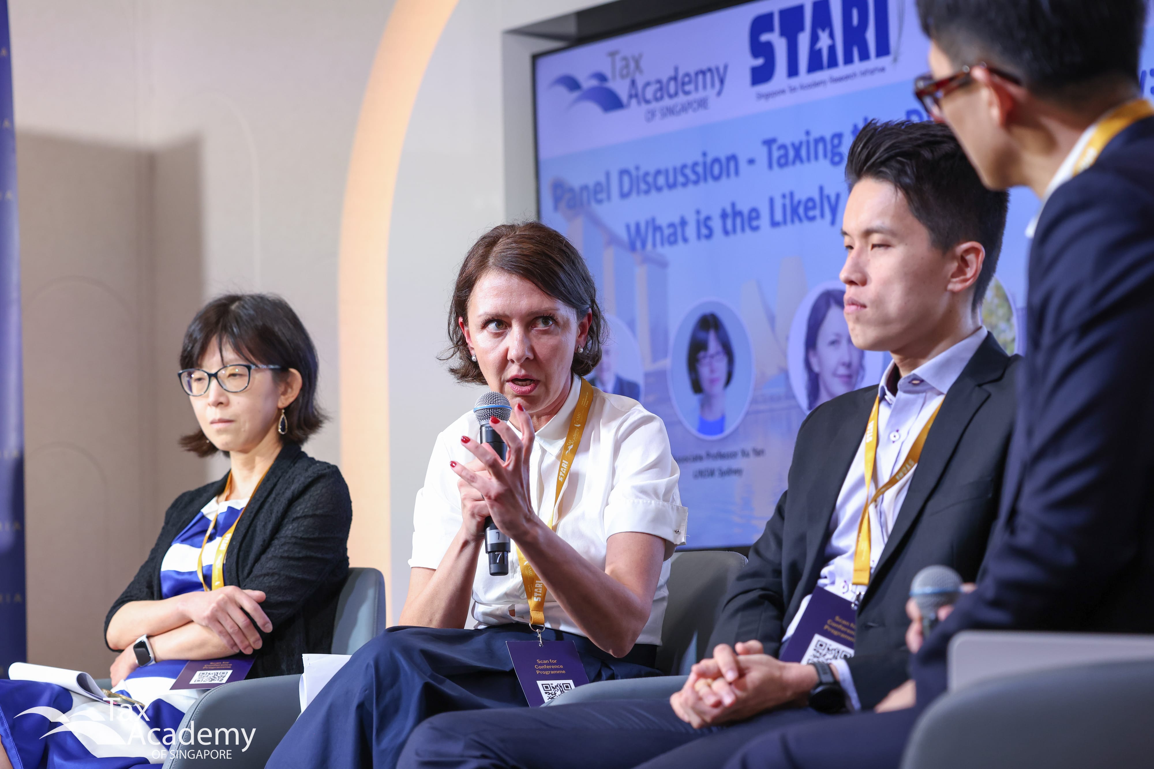 Panelists having a great discussion during STARI 2026