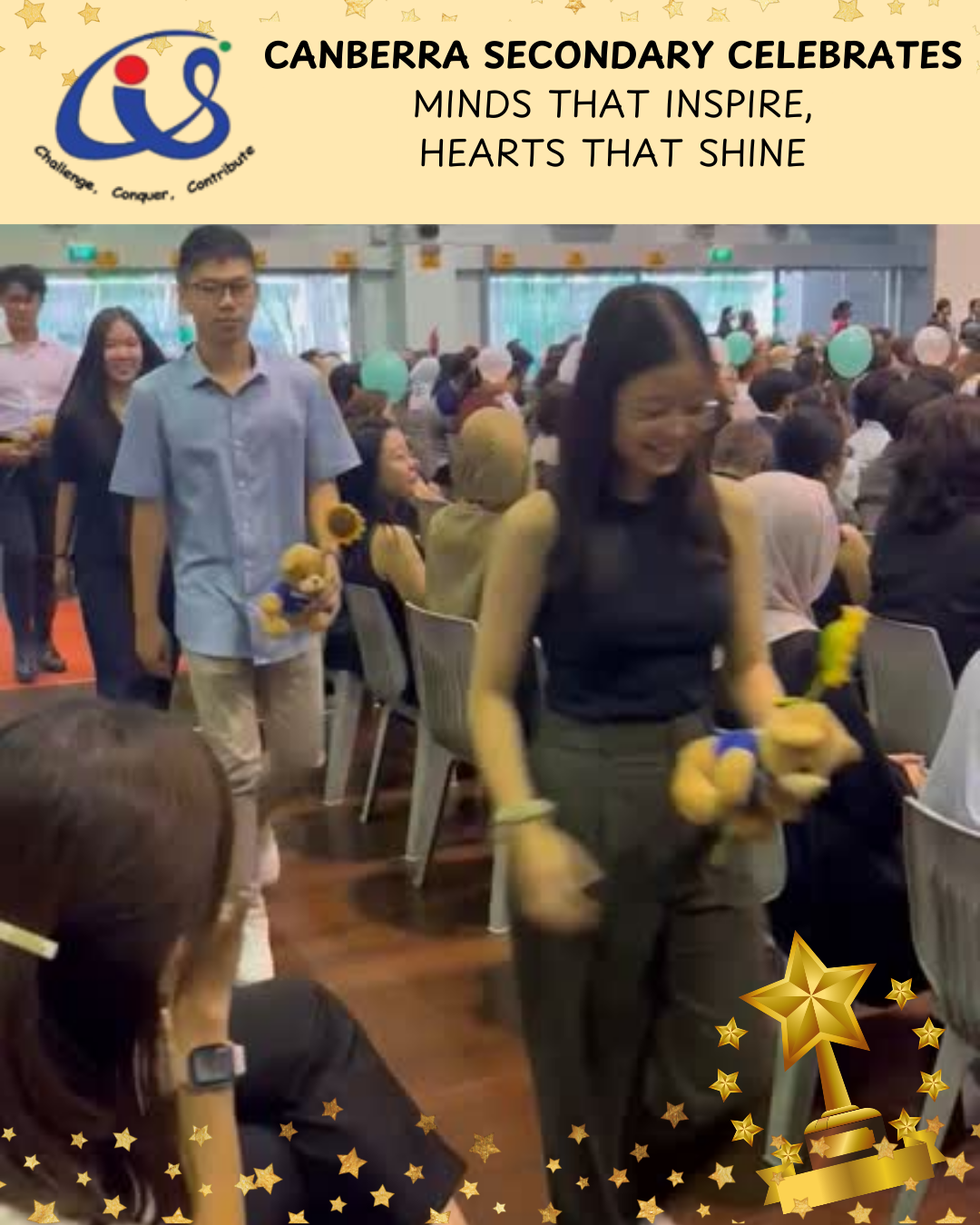 Alumni enter the Hall