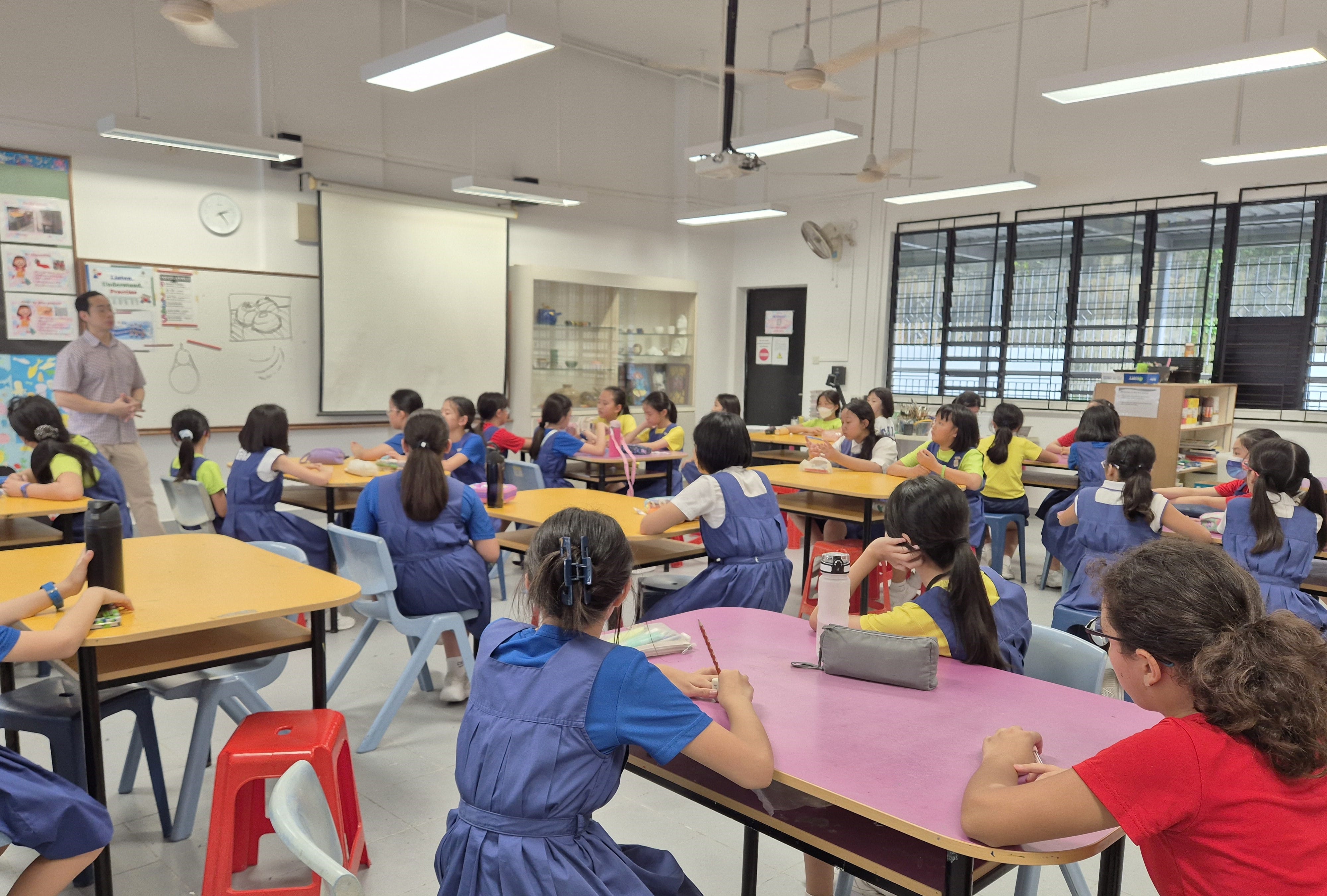 Students in the Art Room during CCA session