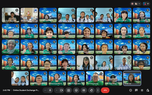 A commemorative group photo of the students and staff from Wat Bot School & Lakeside Primary School via google meet