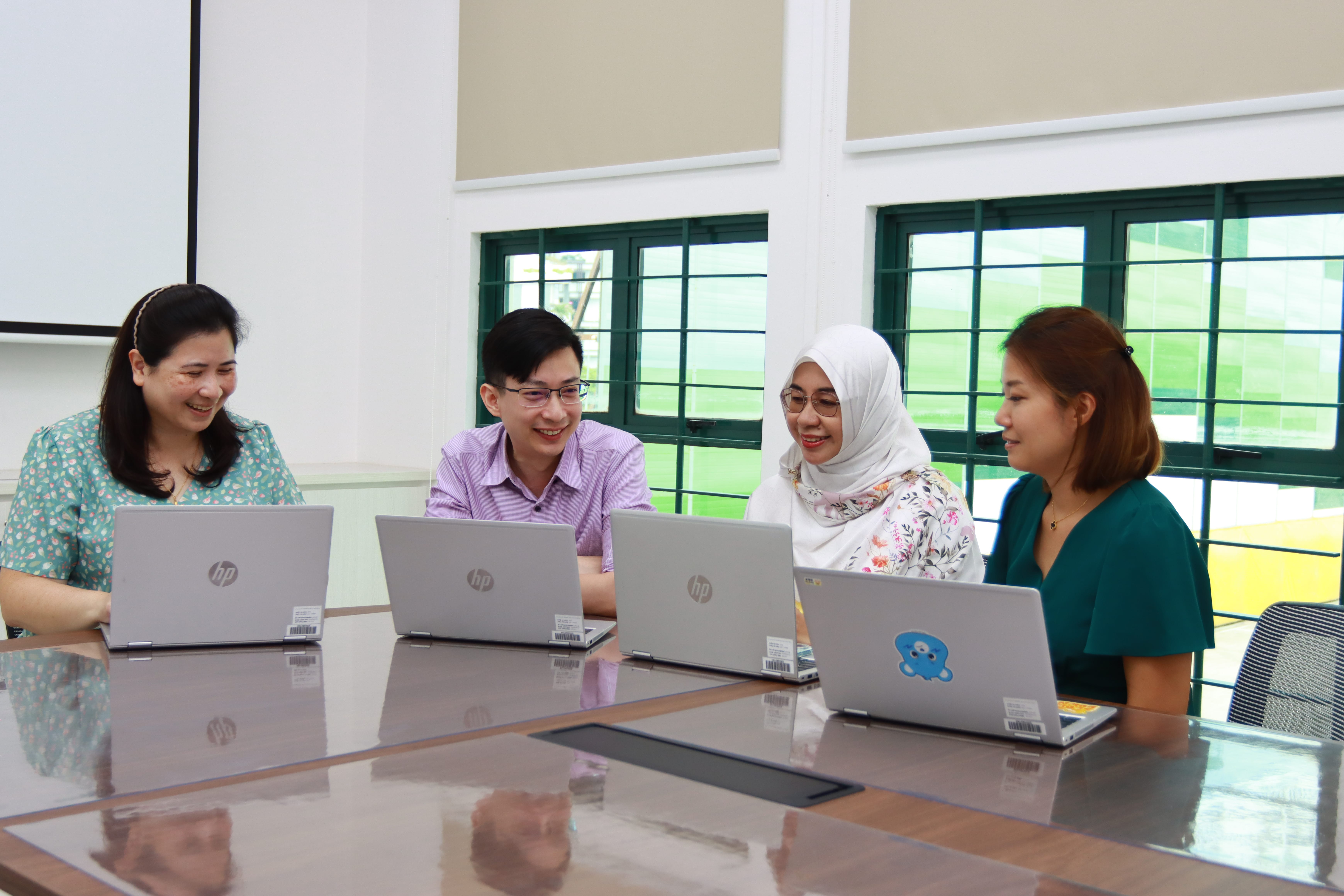 Mrs Ng, Mr Yang, Mdm Naz and Ms Sharryl
