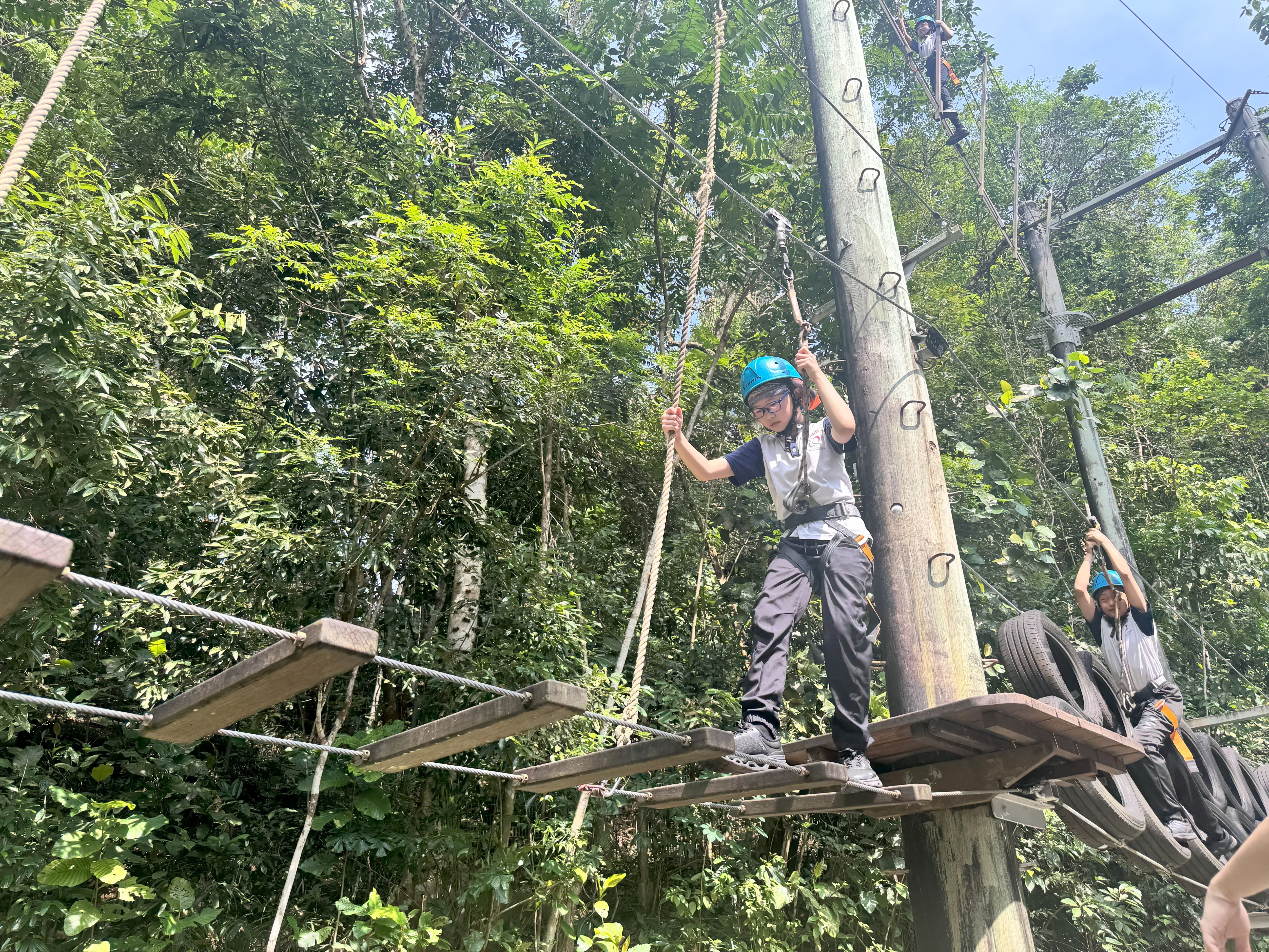 P5 Camp - Crossing the high element bridge