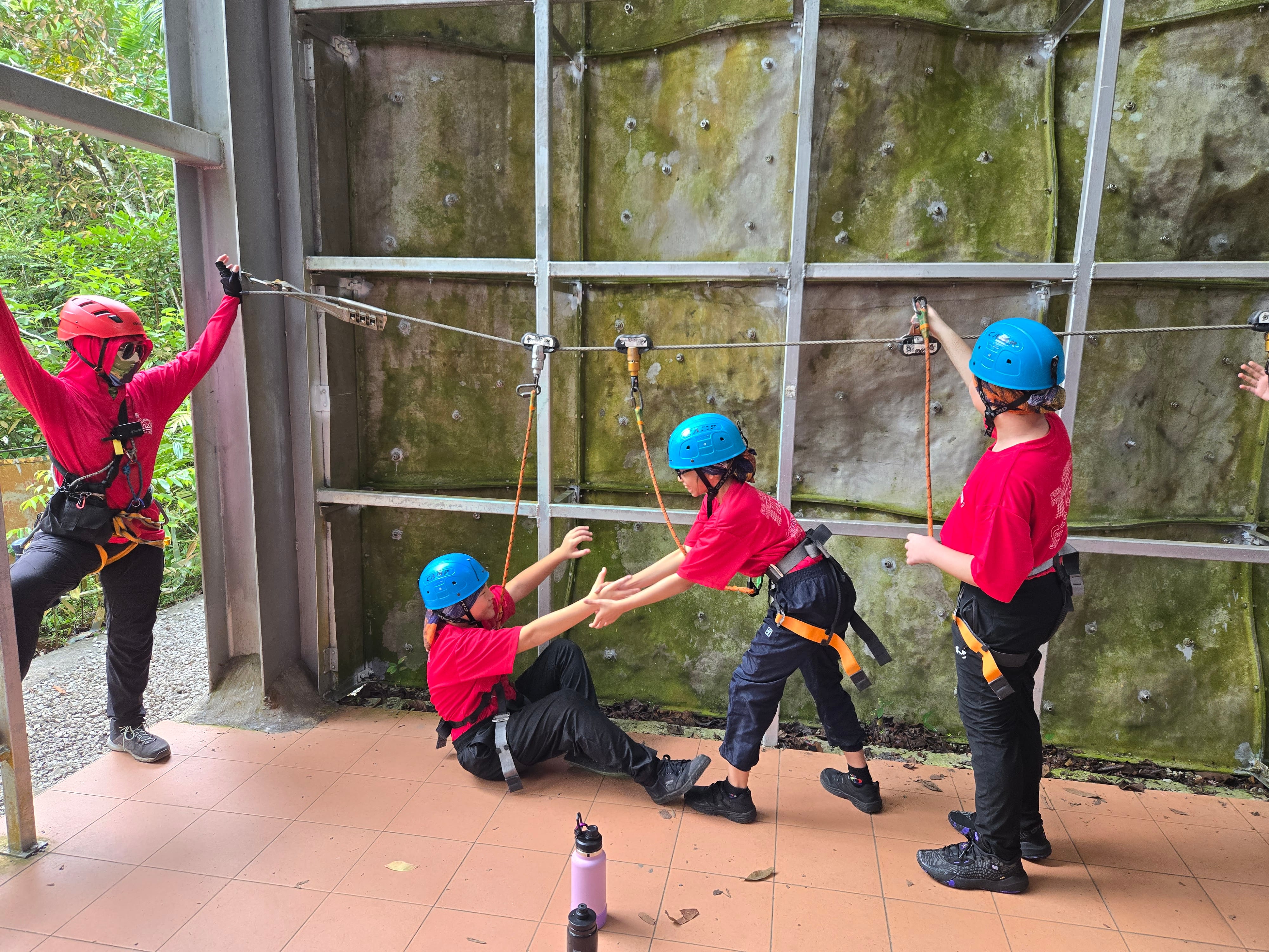P5 Camp - rappeling