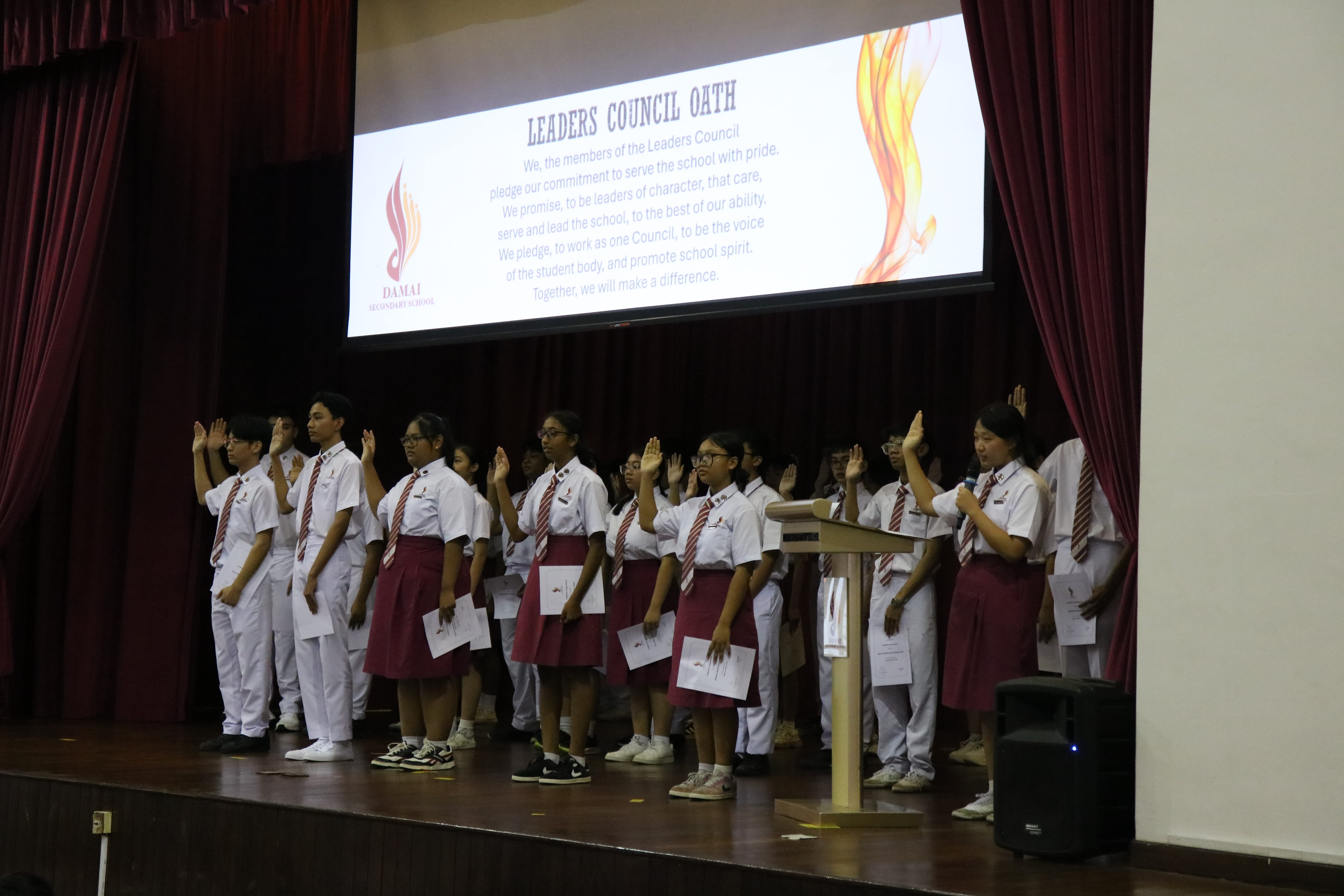 Fresh_faces__strong_promises___the_new_Leaders_Council_takes_its_oath