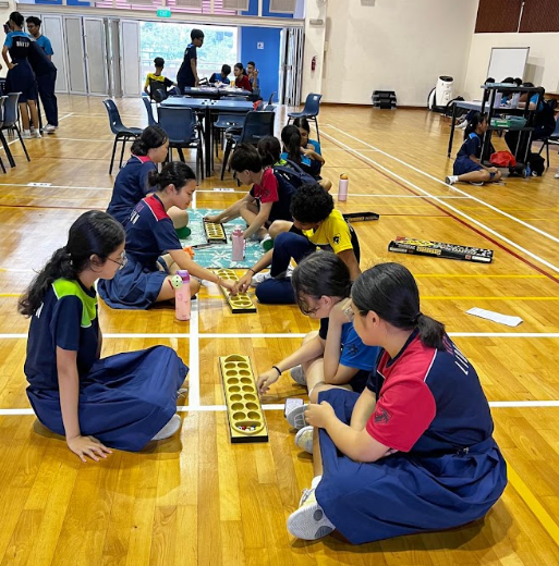 Permainan tradisional: chapteh, congkak, batu seremban, sepak takraw