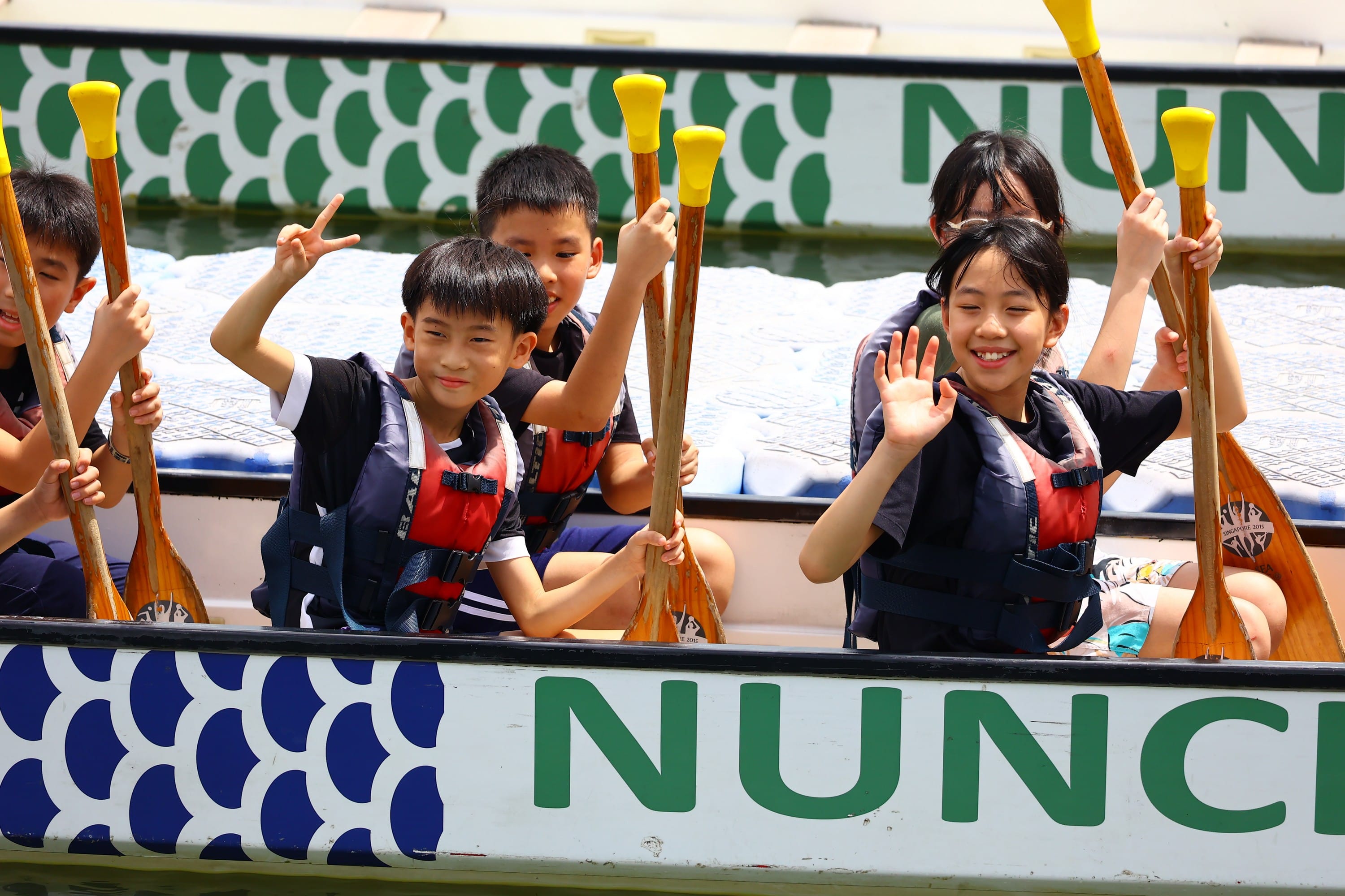 Close-up picture of the P5s on the dragon boat