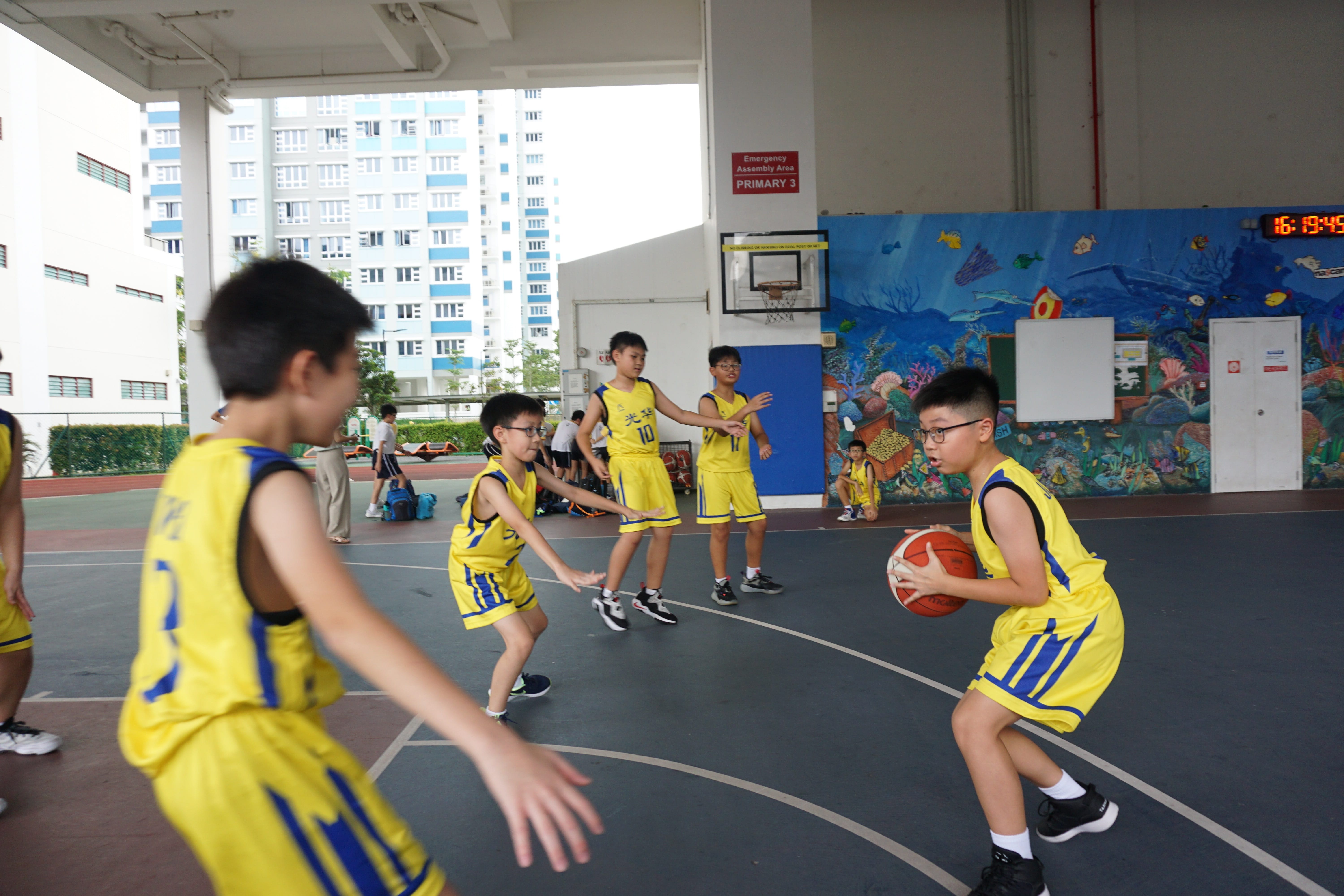 basketball boys having a game