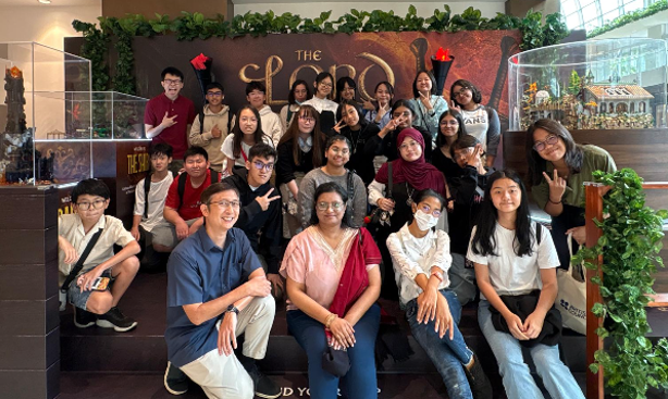 group shot after watching Lord of the Rings