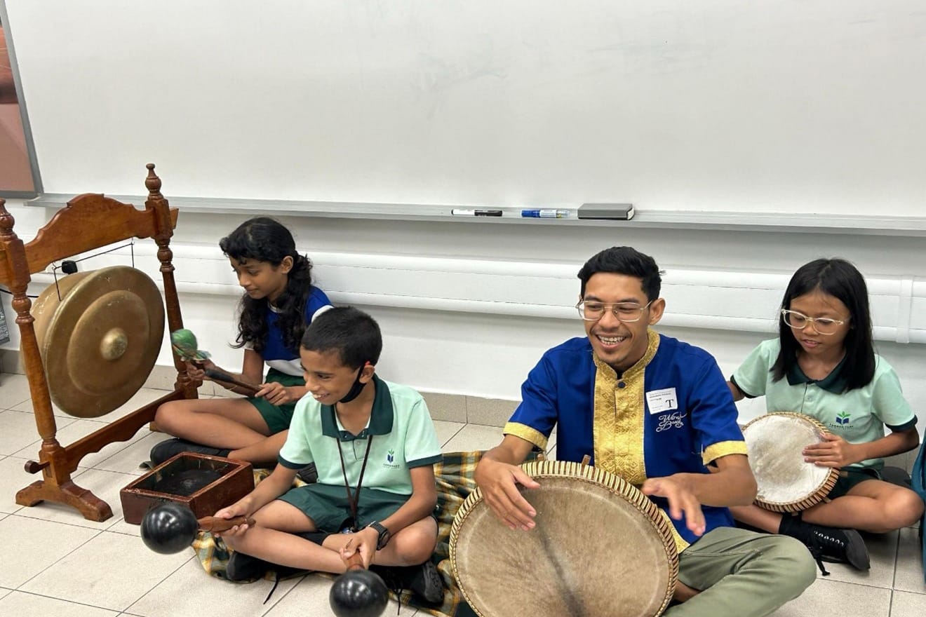 P5 – Dikir Barat