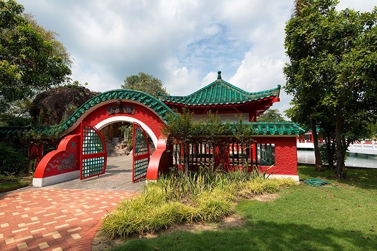 A chinese temple 