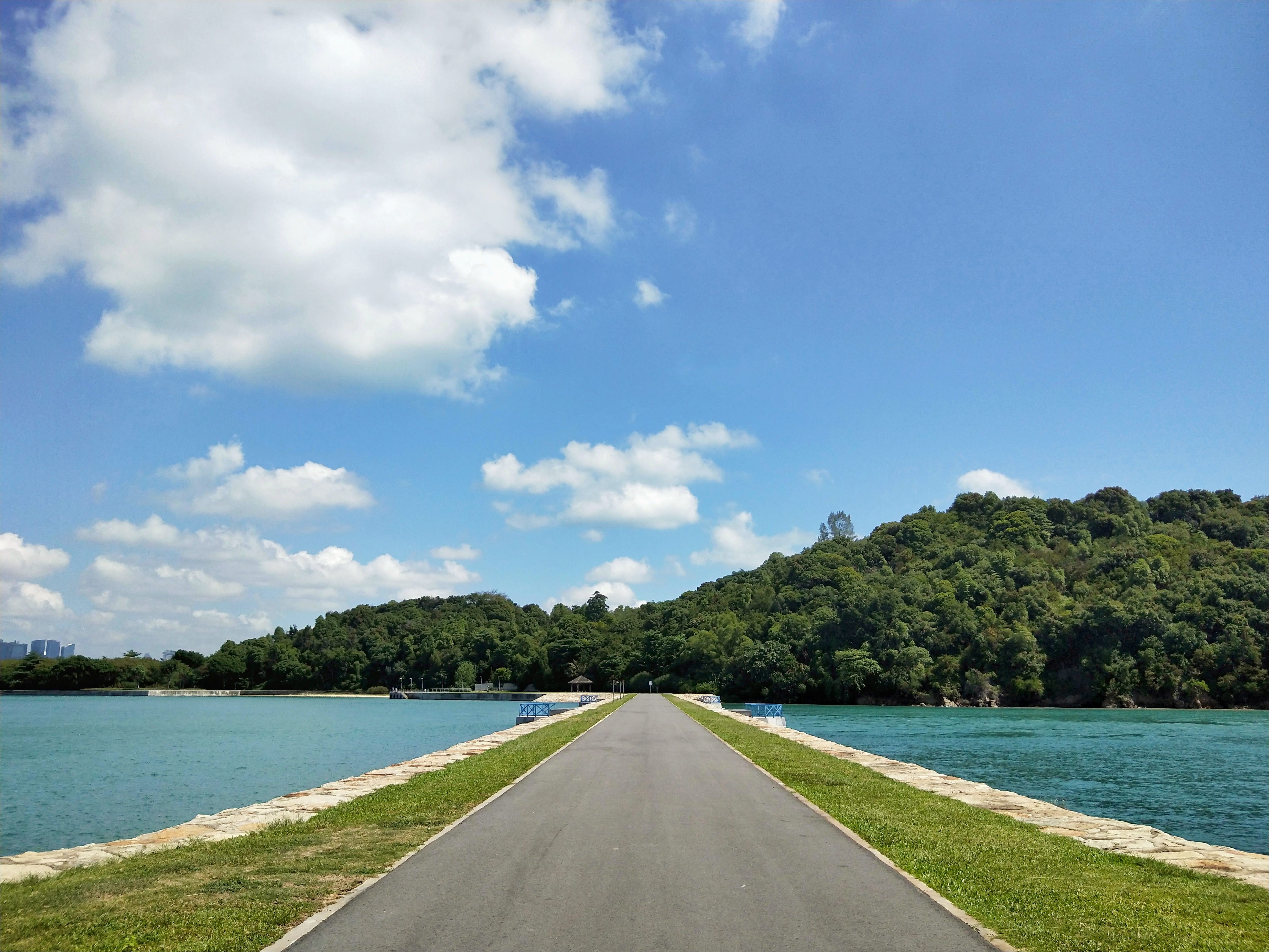 Linkbridge at Lazarus Island