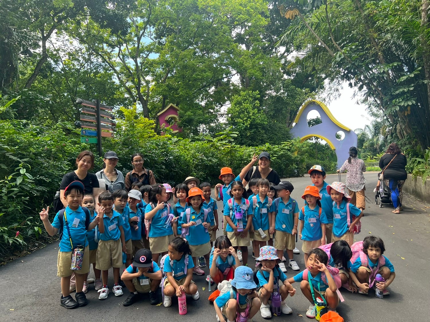 What an exhausting day! We walked so much but we had so much fun!