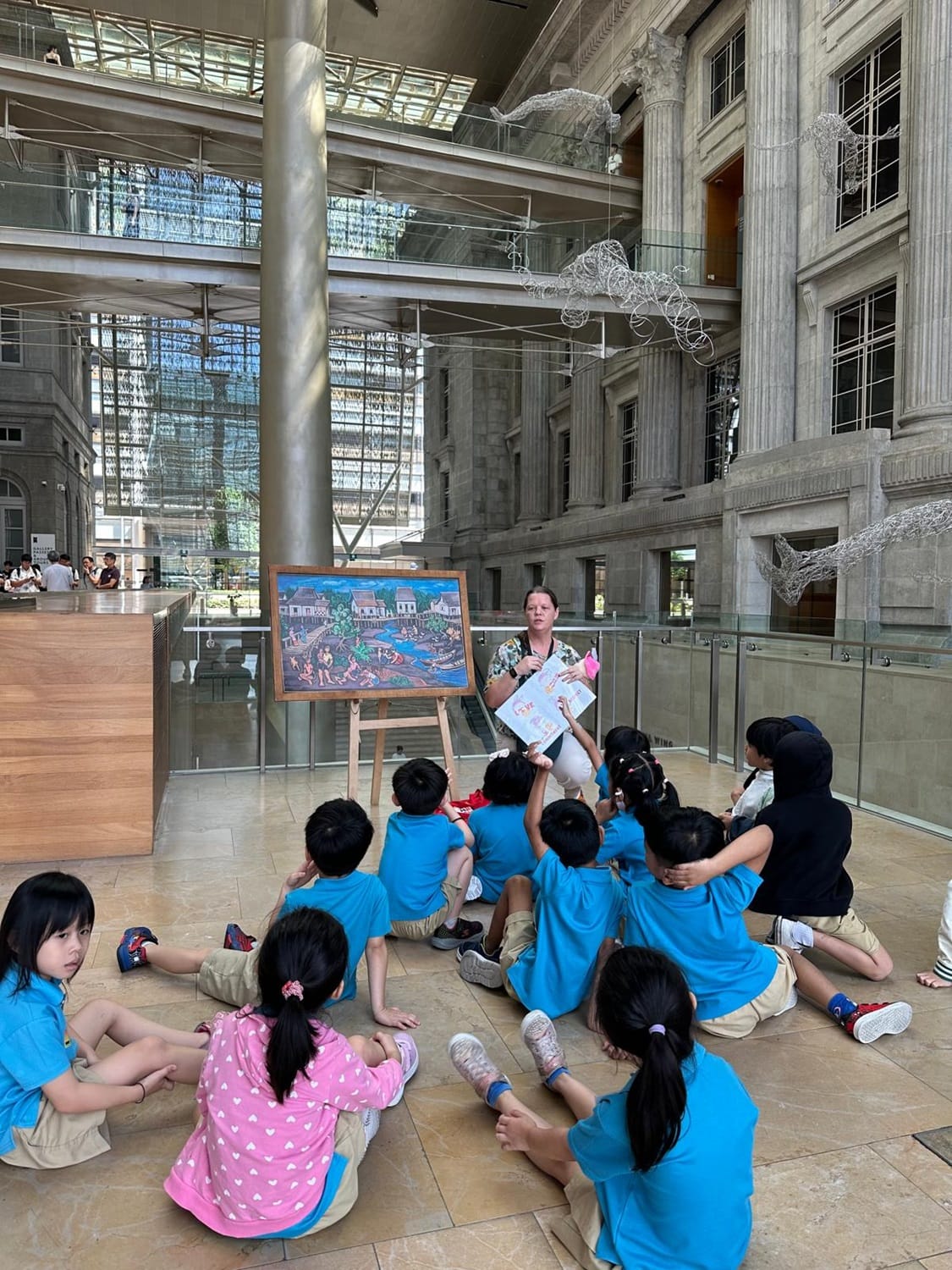 Observing the National Gallery’s structure, architecture and art works.