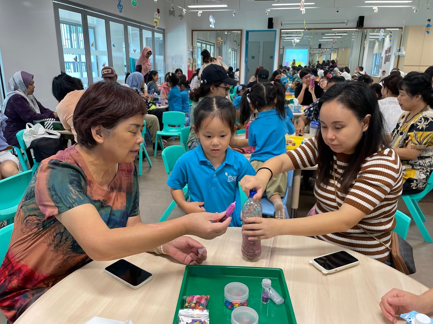 We are thankful to parents who shared their experiences of engaging their children using MK’s family-based activities and how they spent quality time with each other.