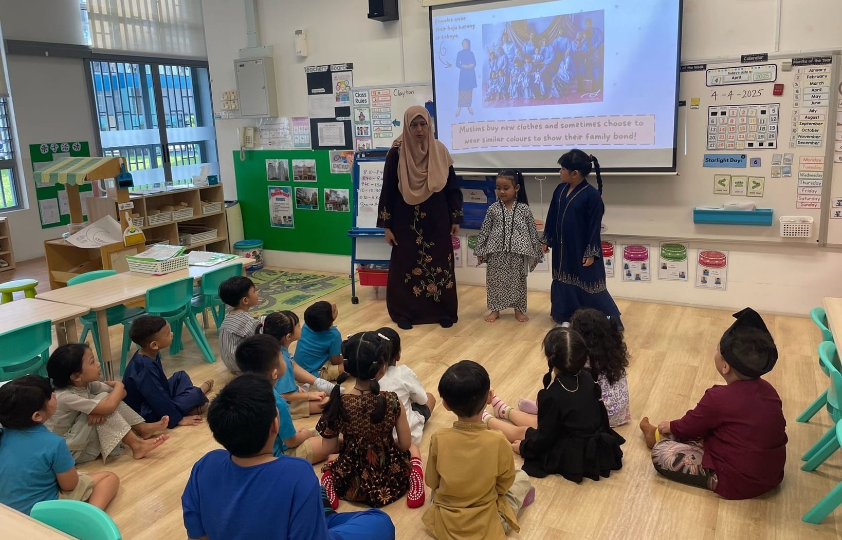 This year’s Hari Raya celebration at MK@AG was filled with joy and cultural discovery! Our children came to school dressed in beautiful traditional Malay attire, such as the Baju Kurung, proudly embracing the spirit of the festive season. They had a wonderful time learning about the significance and traditions of Hari Raya through an engaging and informative presentation by our dedicated teachers.