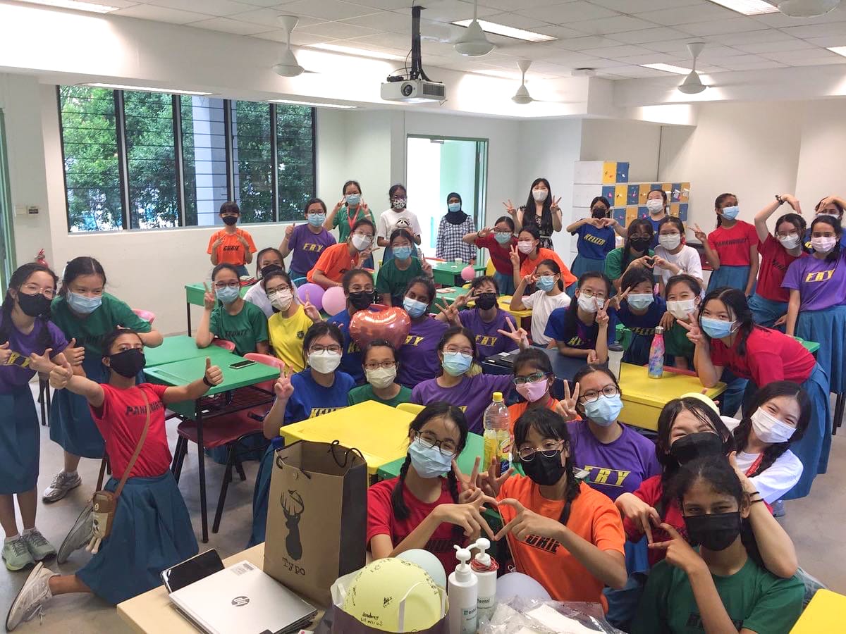 Group photo with student in classroom for CrezUnite Week