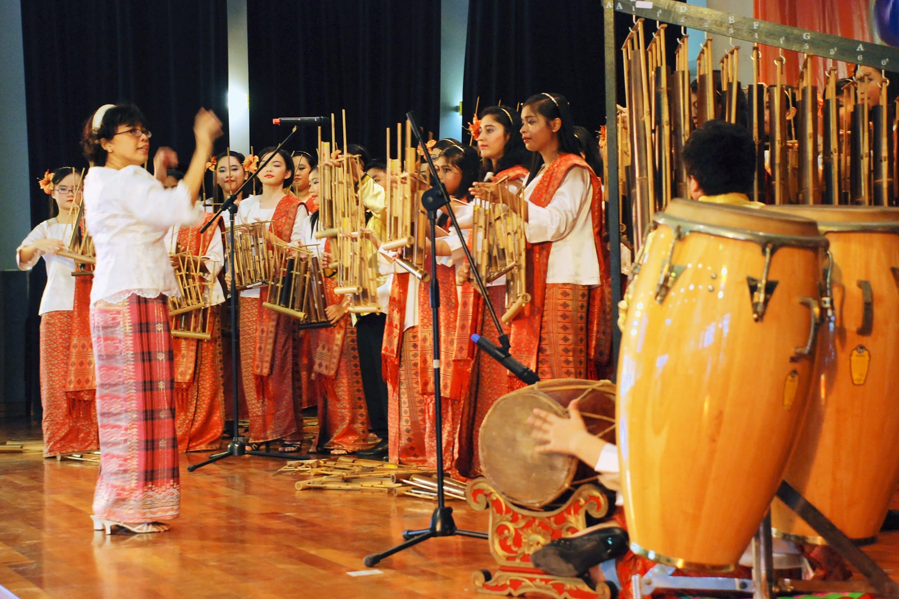 Angklung Emsemble, which clinched the Certificate of Distinction at the Singapore Youth Festival, performing at the school’s Prize Giving Day (2013).