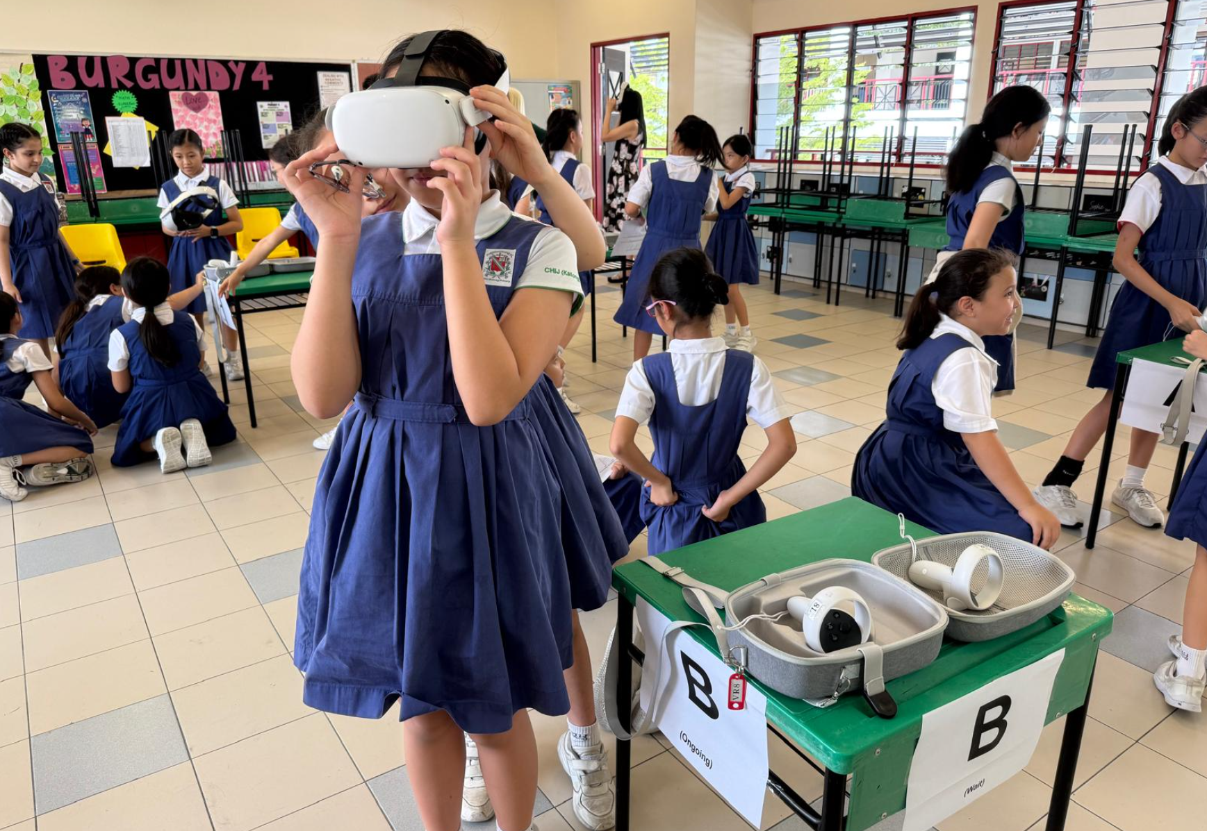 Students learn through immersive VR experiences