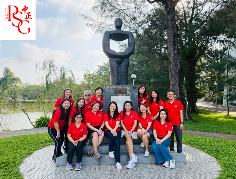 PSG with Chung Cheng Ren Statue