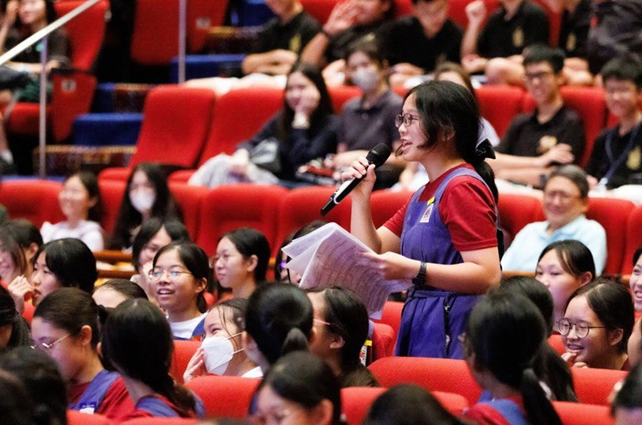 High-angle photo of erhu players at Singapore Youth Festival.