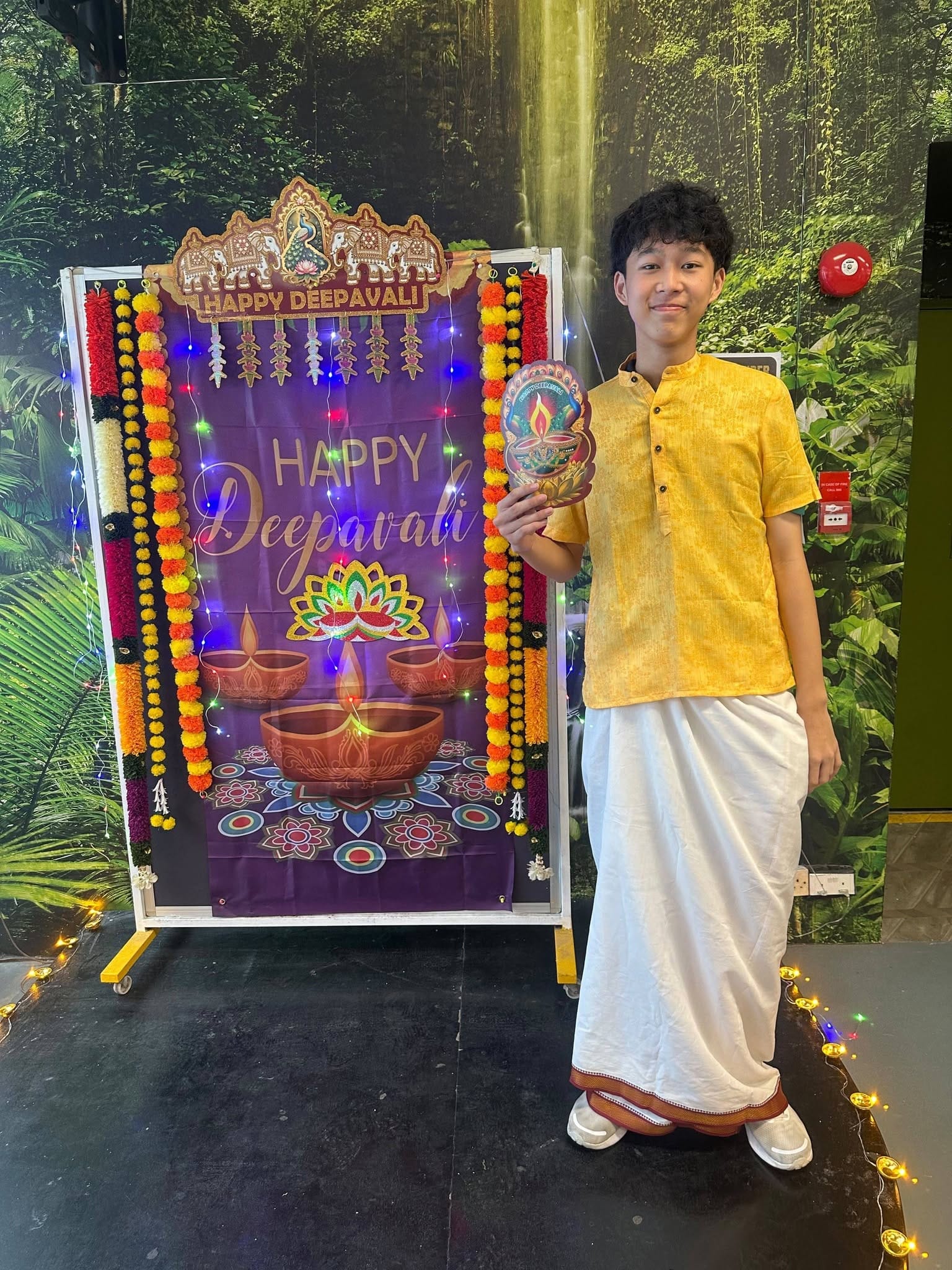 A student in indian traditional wear